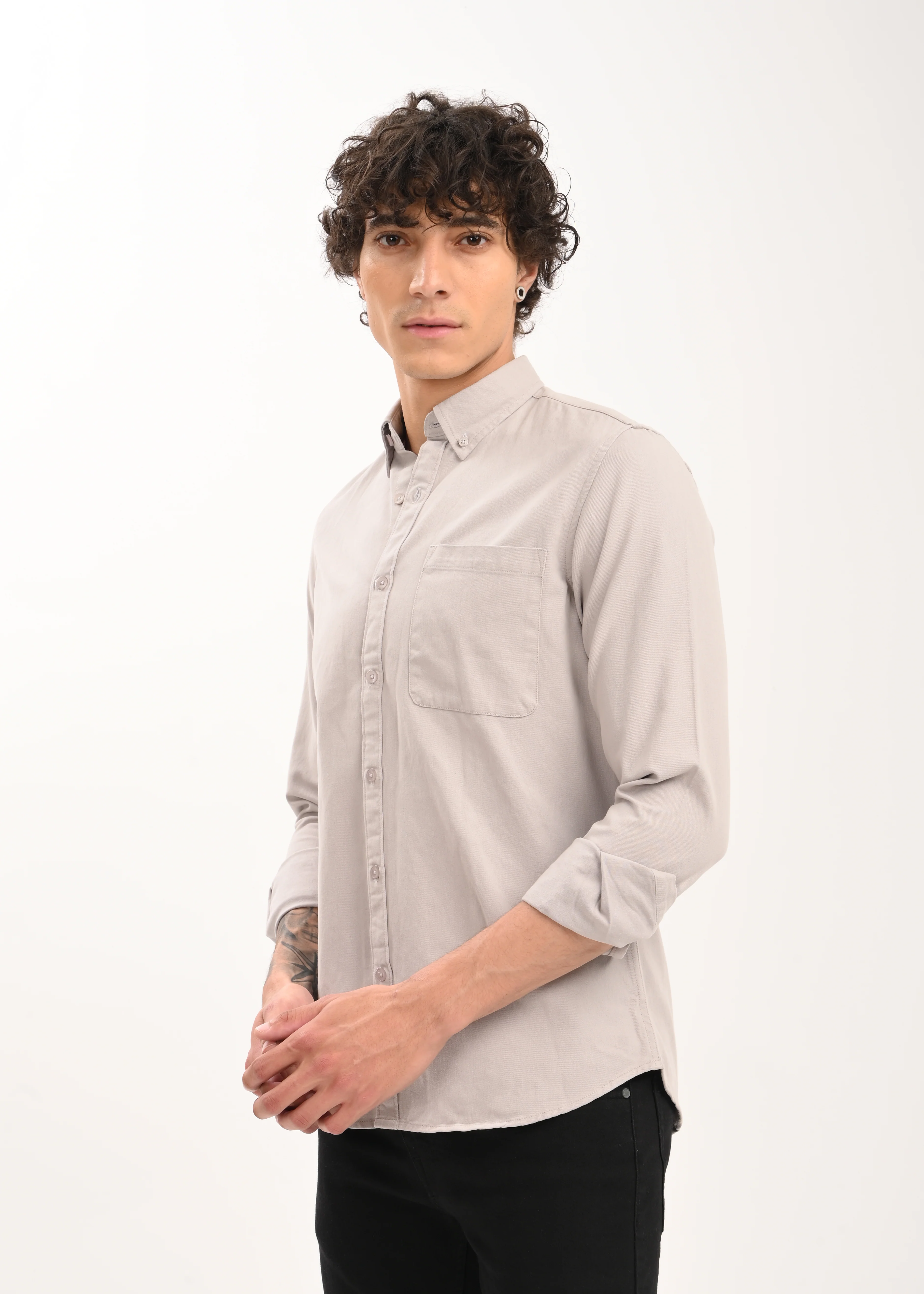Men Grey Everyday Essential Solid Shirt - Image 2