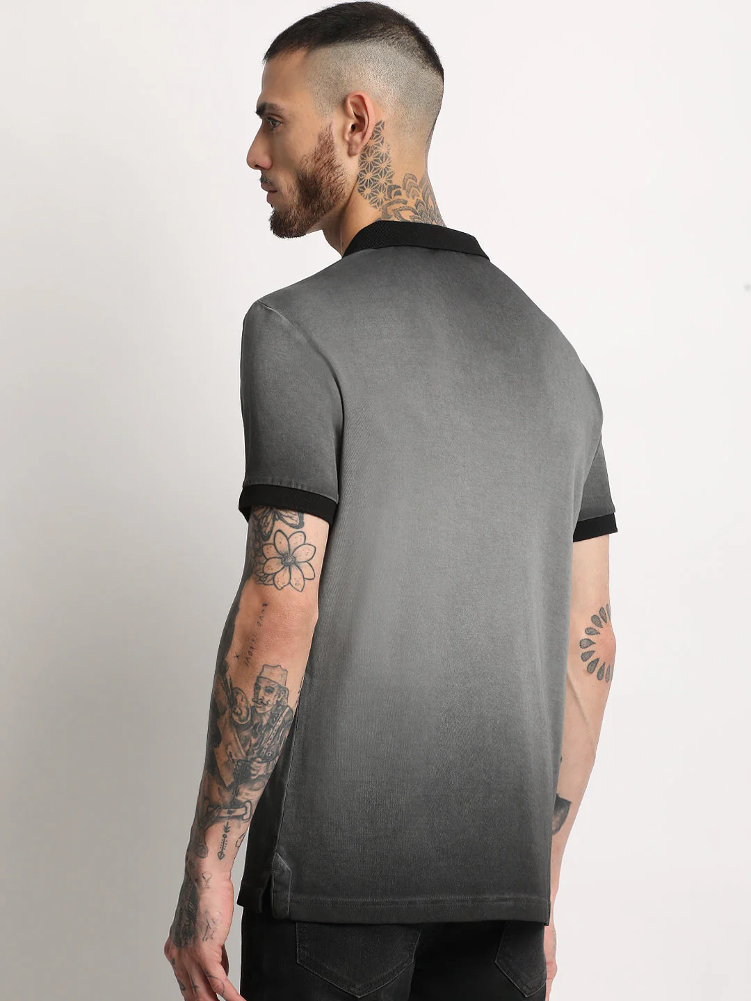 Men  Grey Faded Slim Fit Polo T-shirt - Image 4