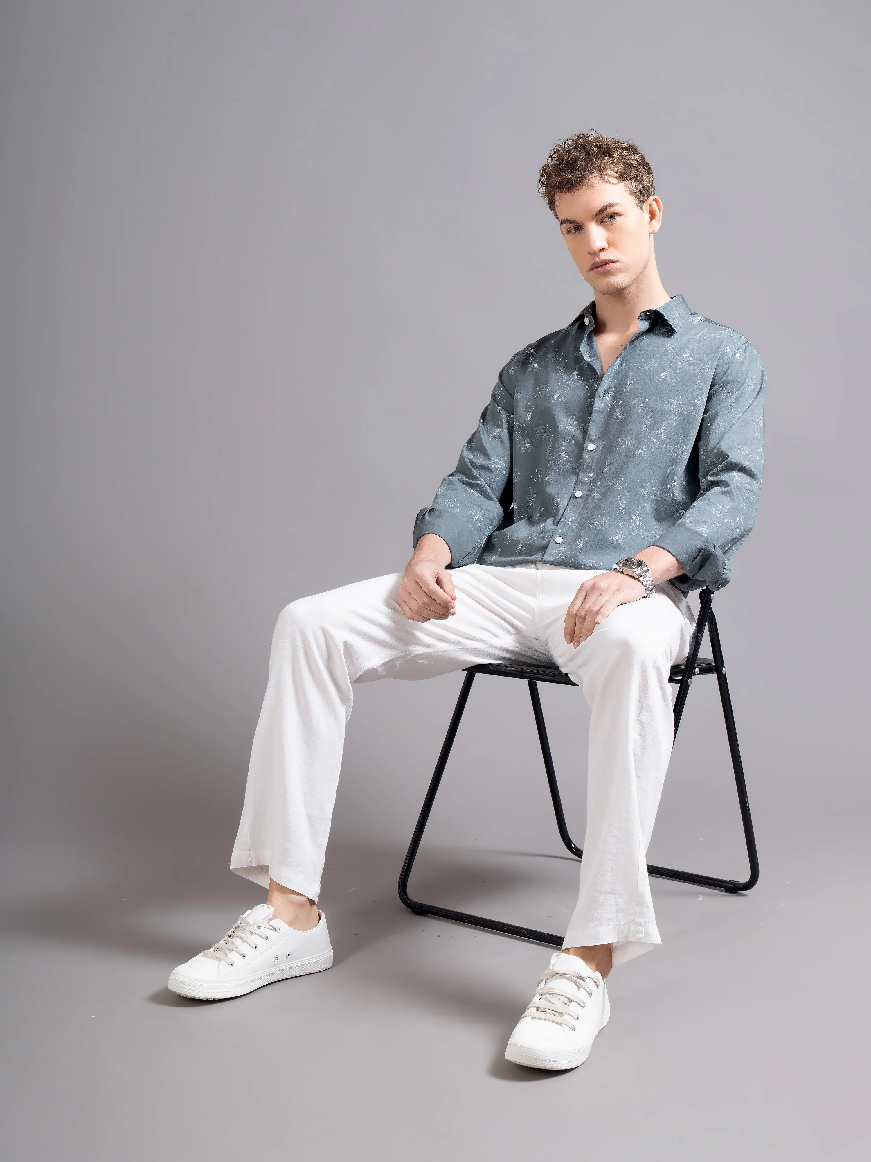 Men Grey Floral Print Shirt - Image 8