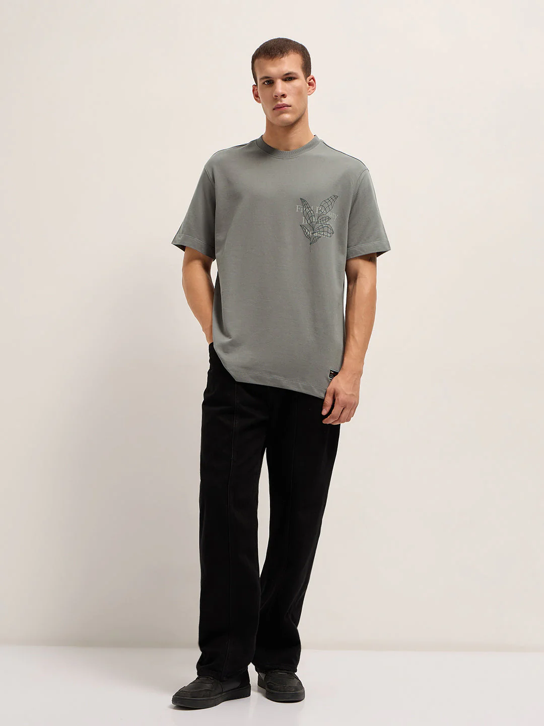 Men Grey Graphic Back Print Oversized Crew Neck T-Shirt - Image 4