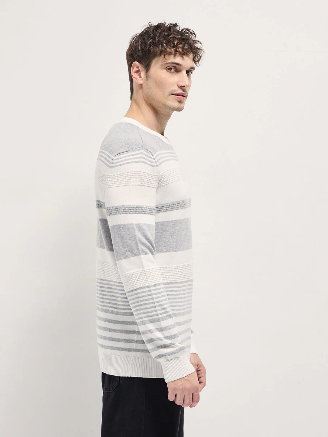 Men Striped Ribbed Crew Neck T-shirt - Image 3