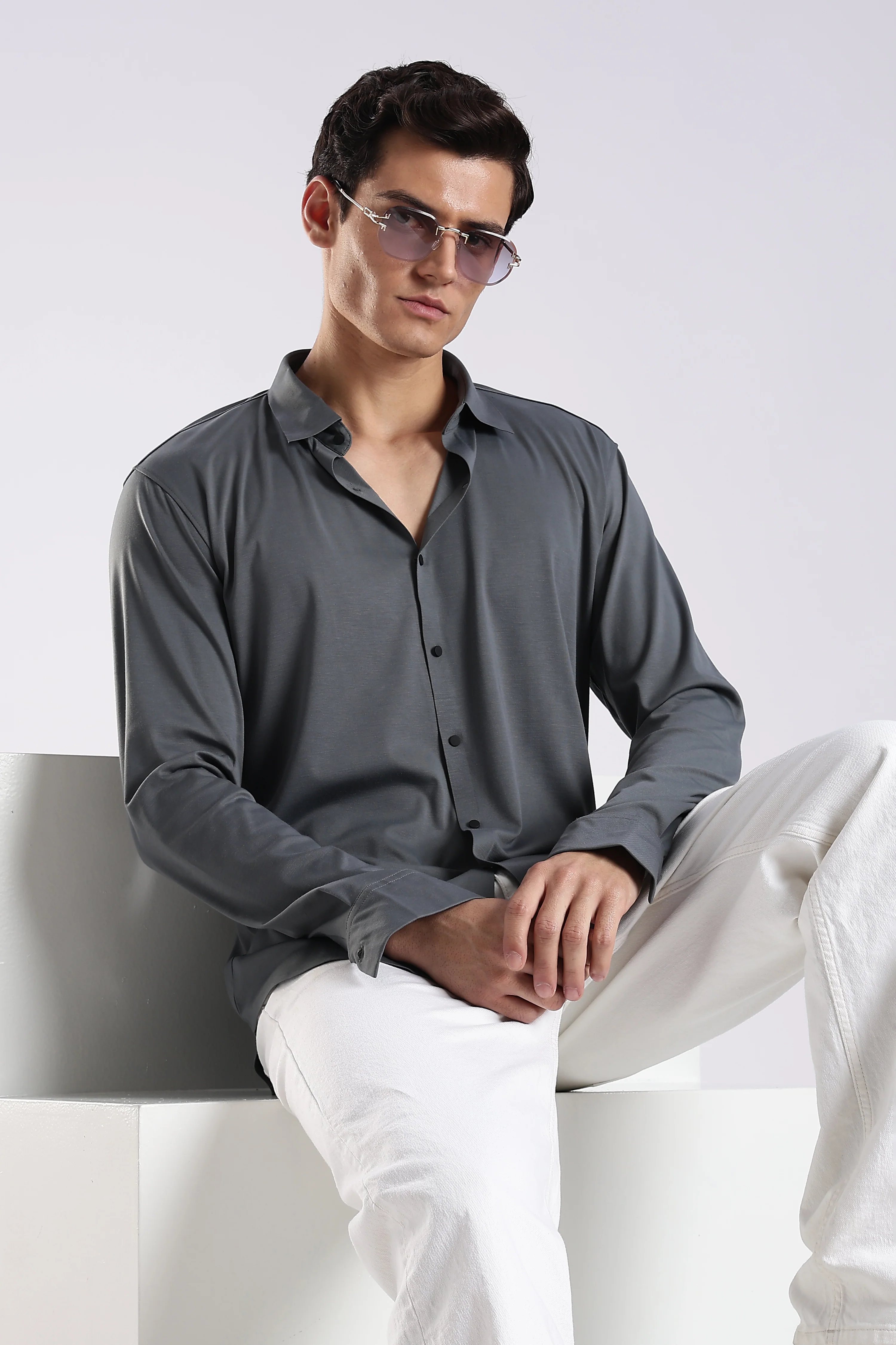 Men Grey Knitted Slim Fit Shirt - Image 10
