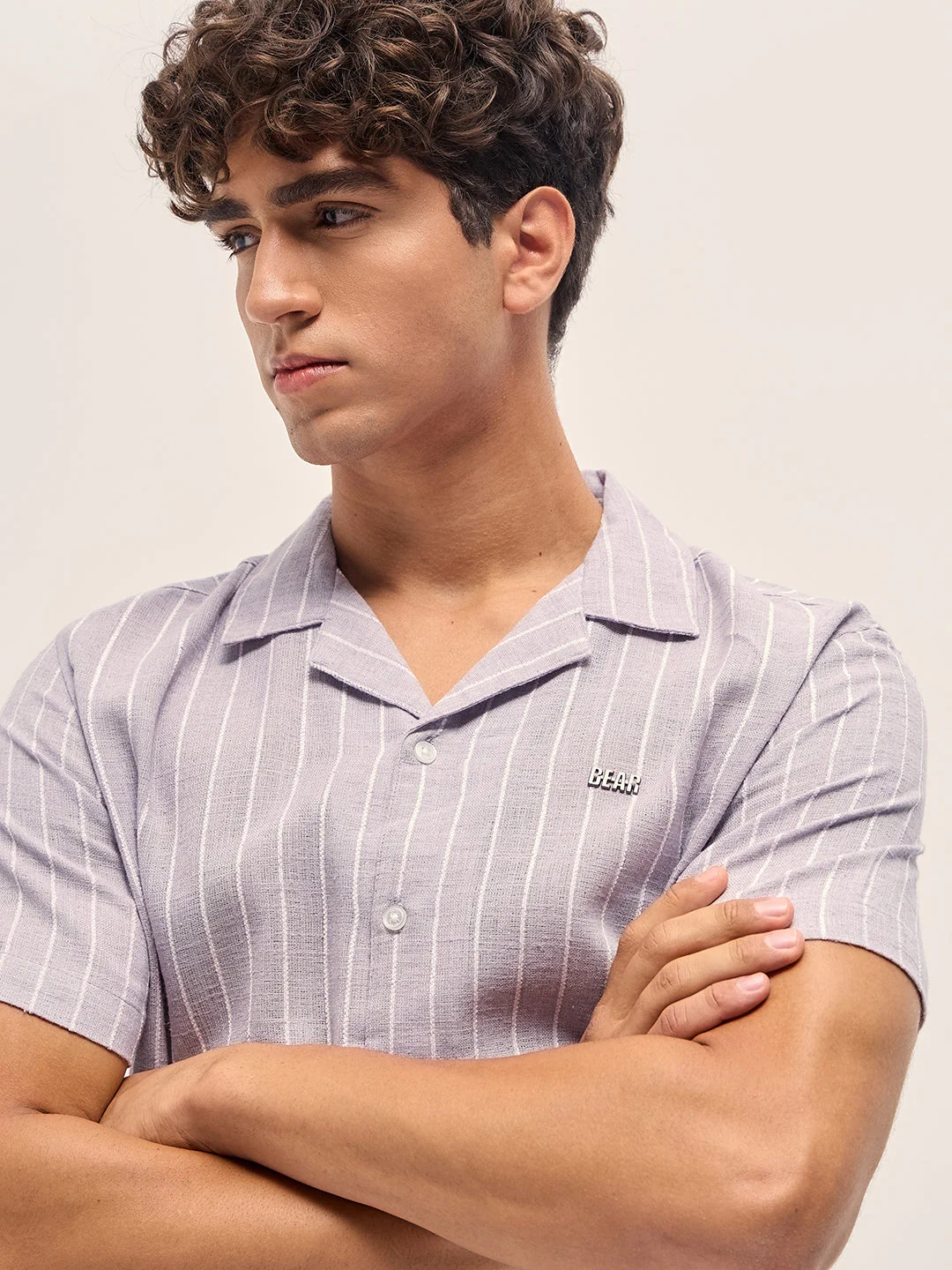 Men Grey Linen Vertical Textured Stripe Relaxed Fit Half Sleeve Casual Shirt - Image 5