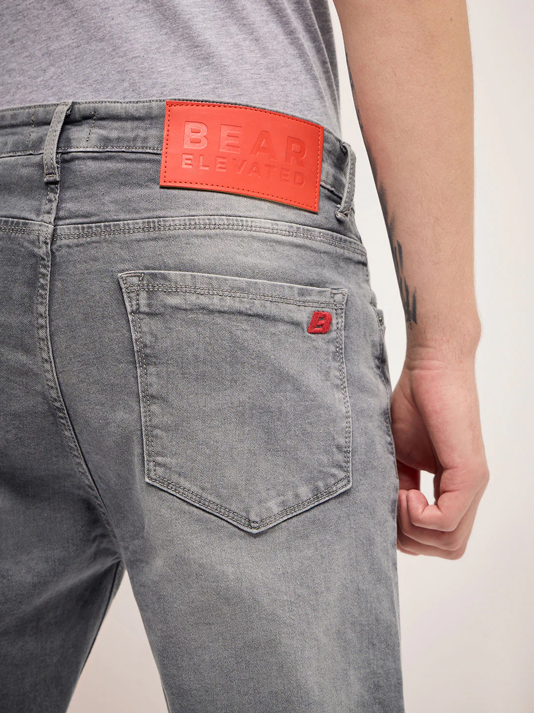 Men Grey Mid Rise Slim Fit Jean - Image 6