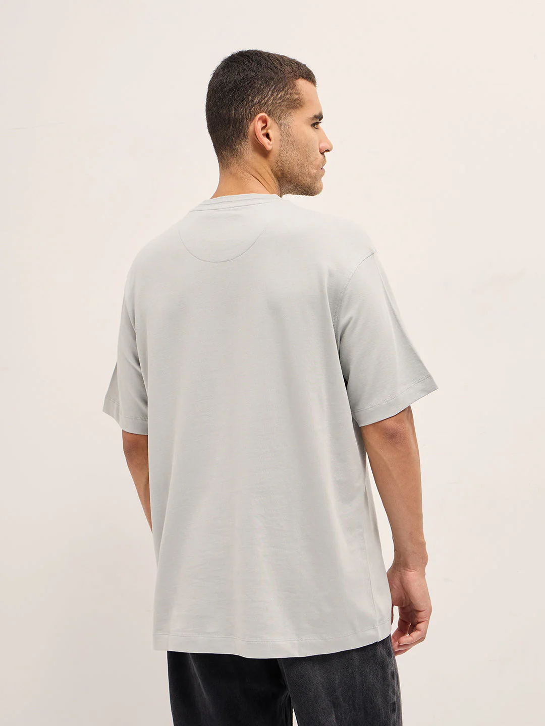 Men Grey Printed Oversized Crew Neck T-shirt - Image 2