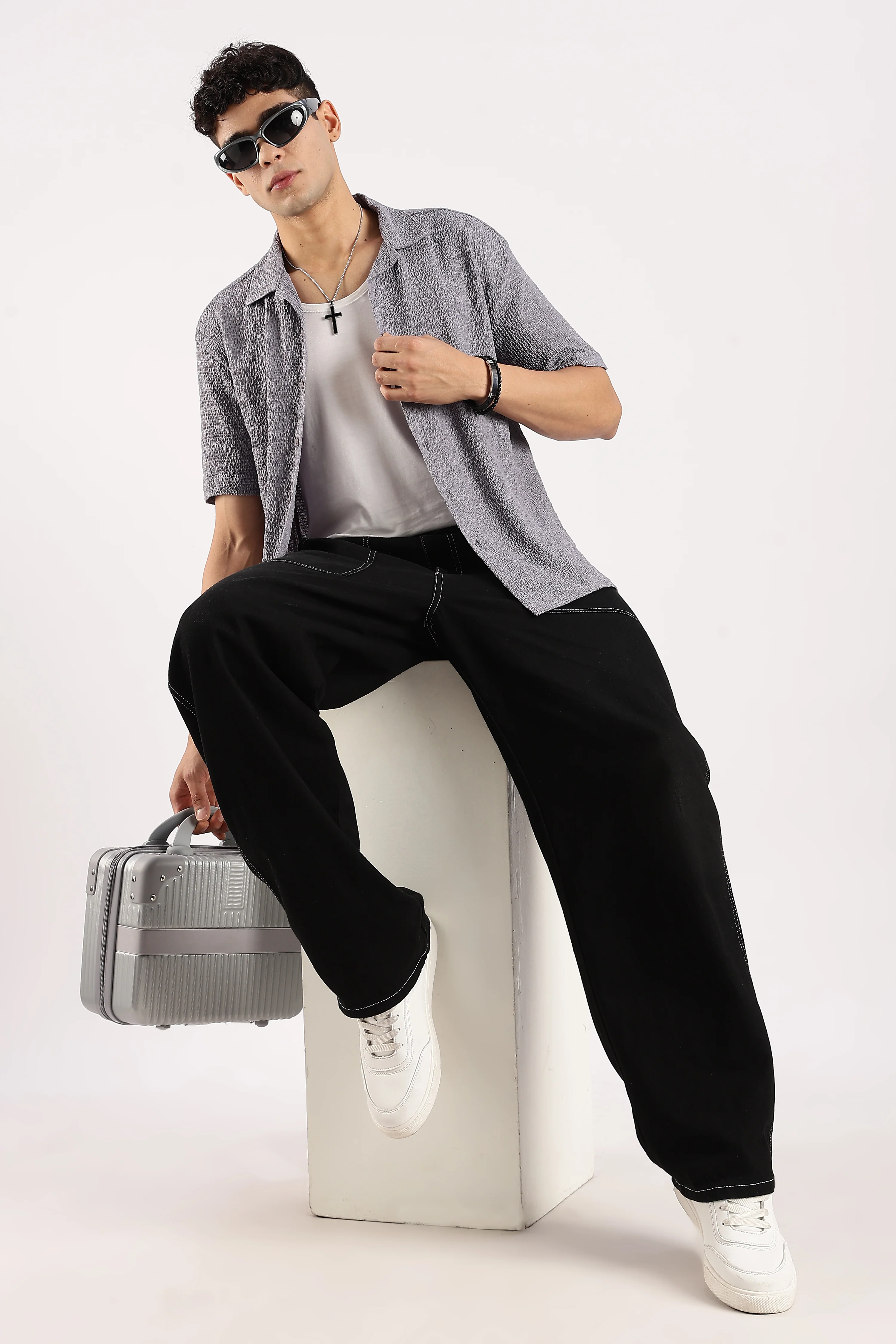 Men Grey Poly Textured Shirt - Image 6