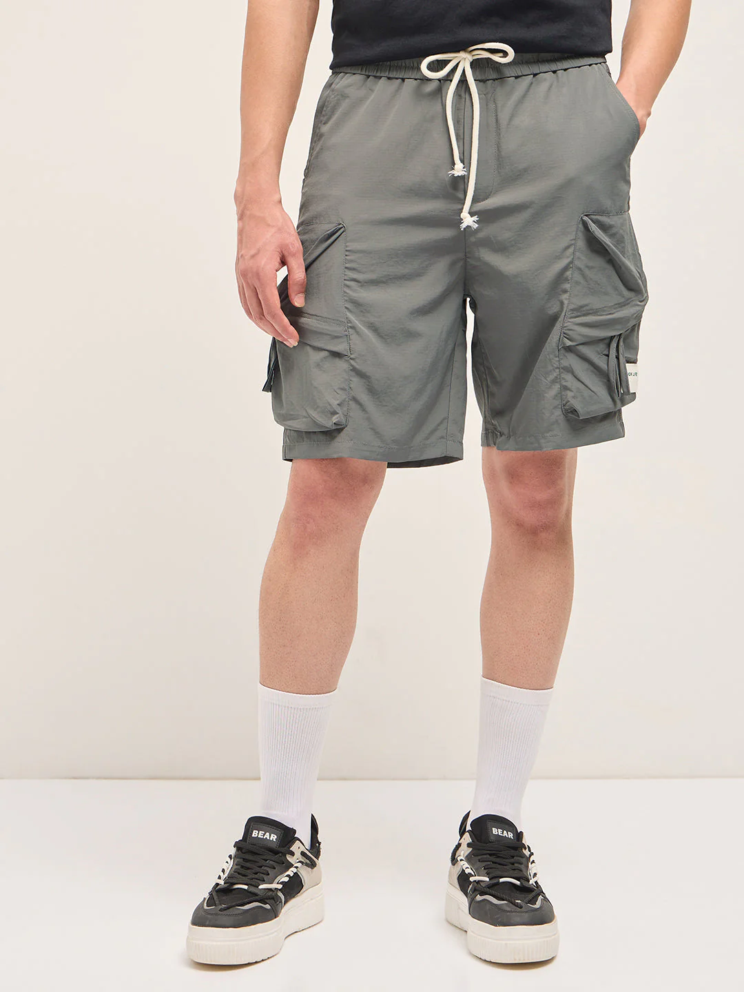 Men Grey Polyester Regular Fit Knee-Length Cargo Shorts - Image 6