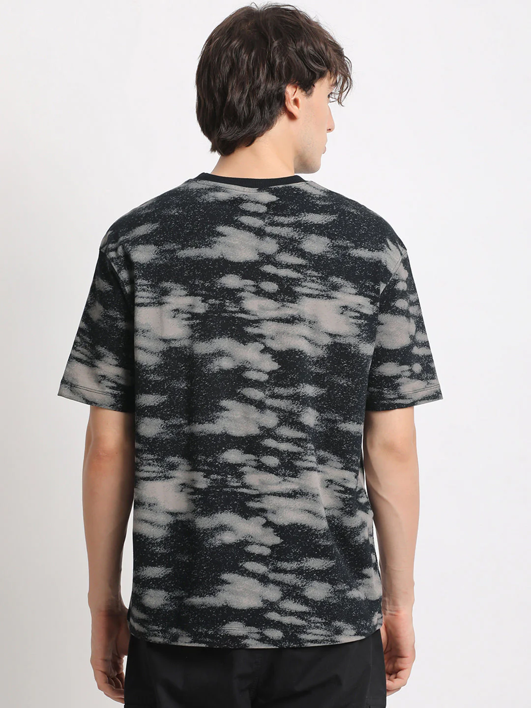 Men Grey Printed Oversized Fit Round Neck T-shirt - Image 4