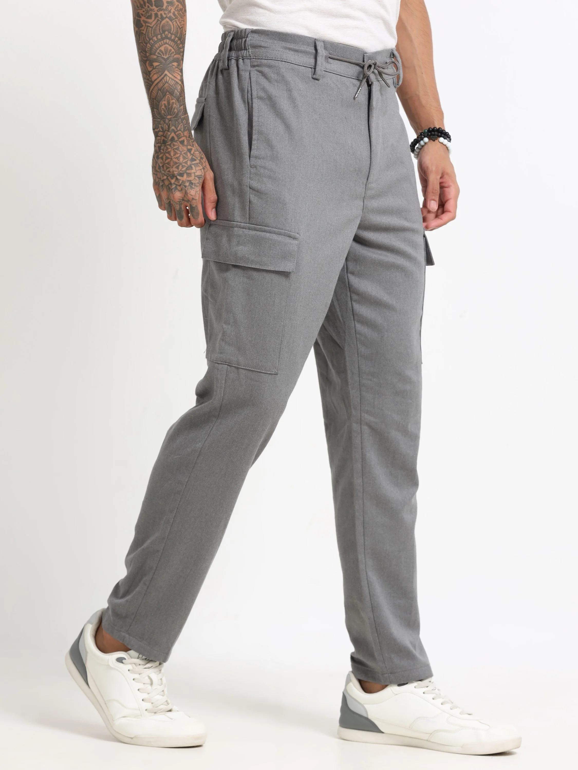 Men Grey Cargo Pants - Image 4
