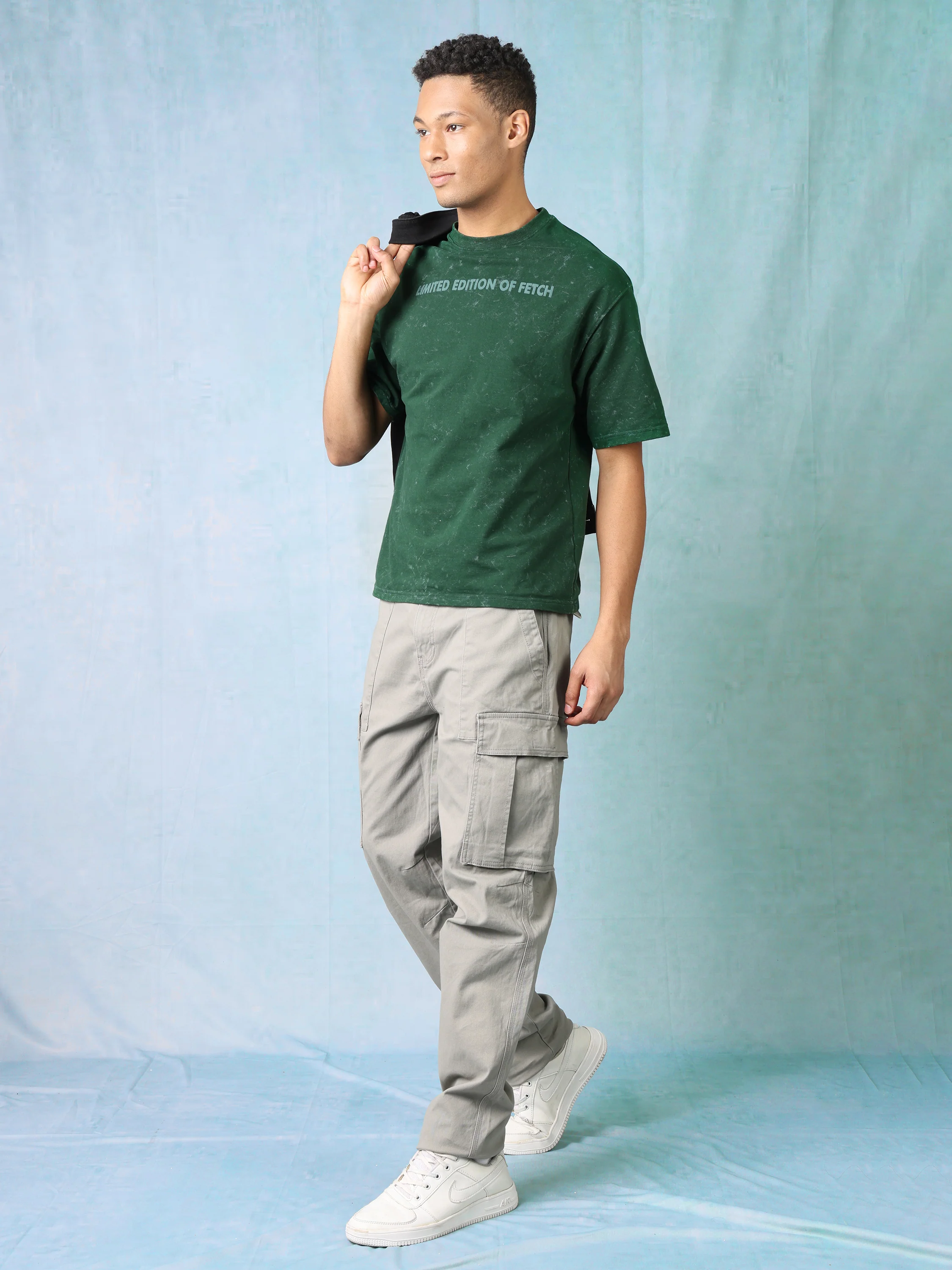 Men Grey Regular Fit Cargo Pants - Image 2
