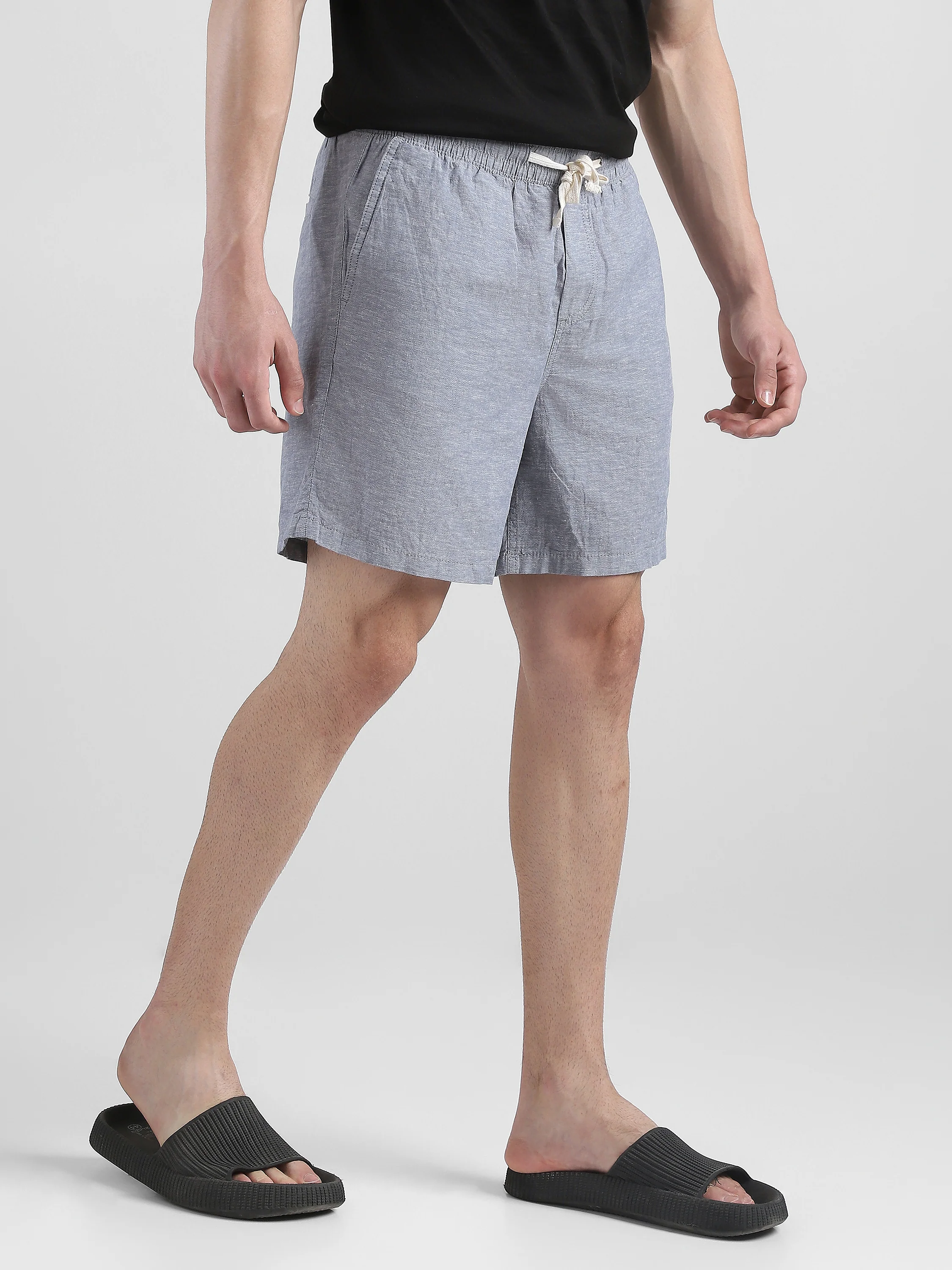 Men Grey Regular Fit Cotton Blend Shorts - Image 2