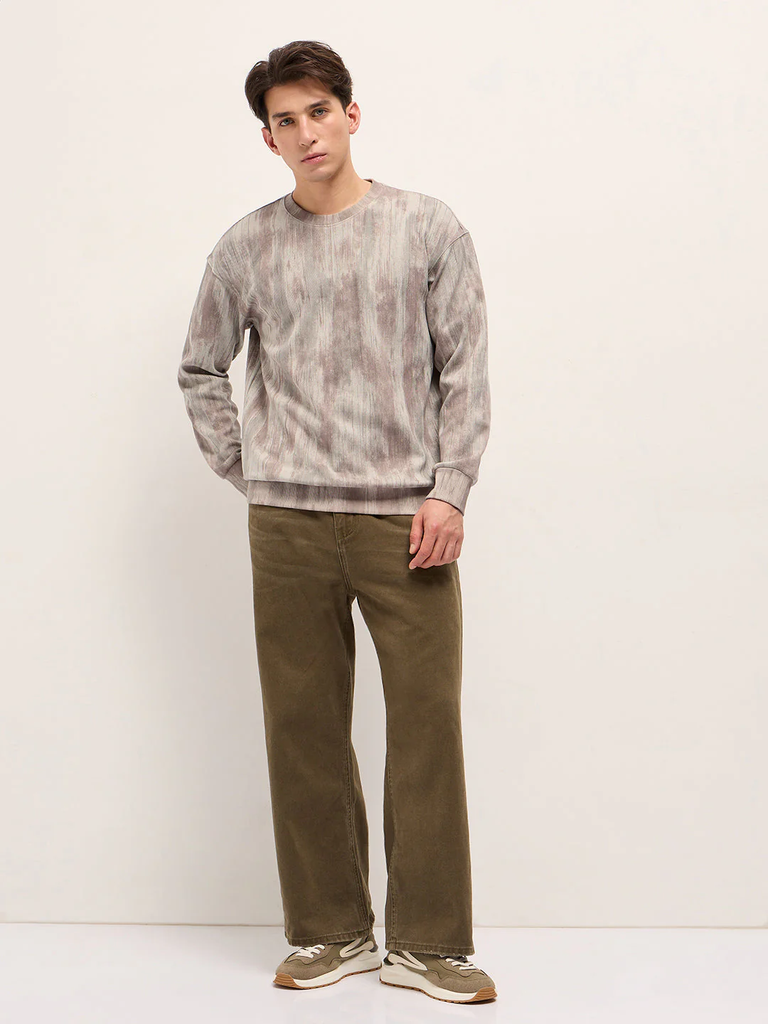 Men Grey Regular Fit Crew Neck T-Shirt - Image 4