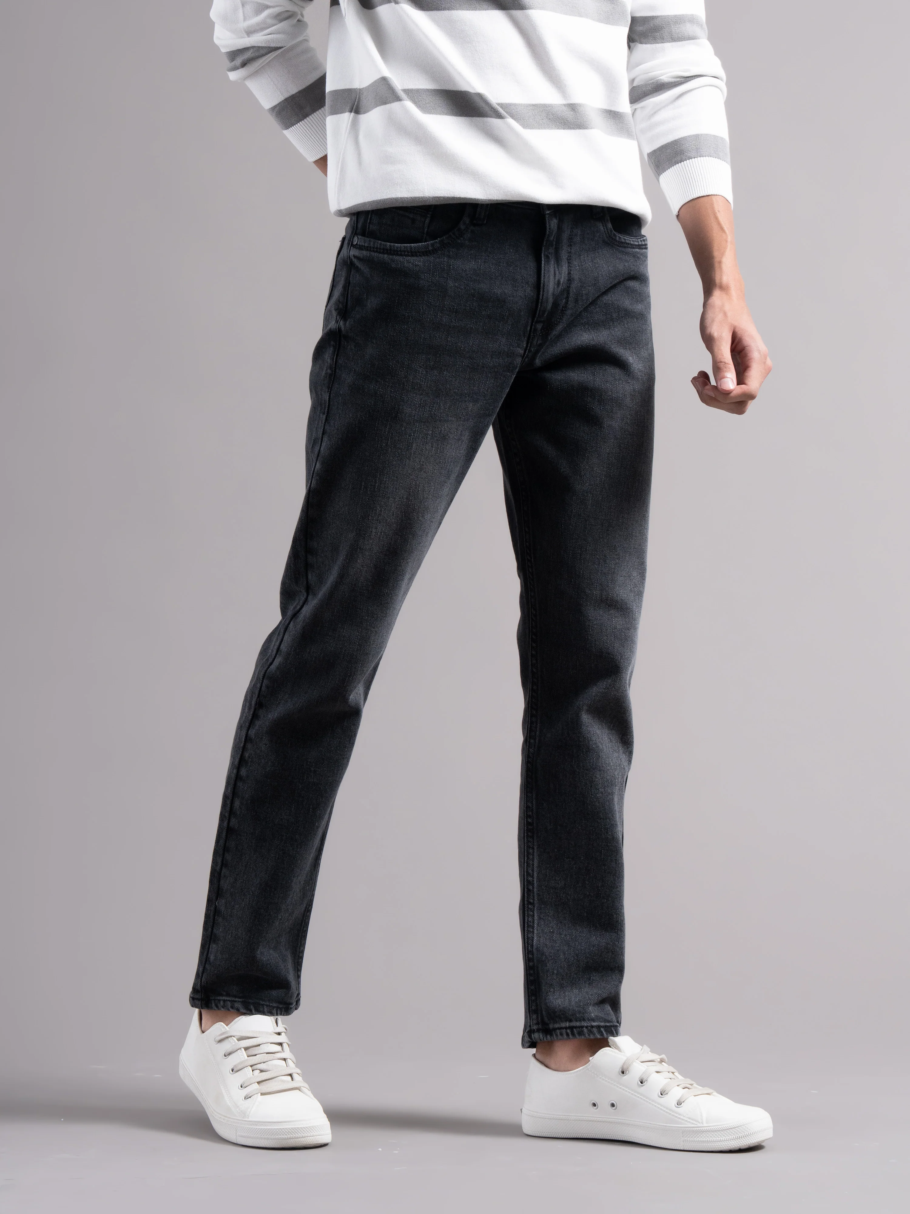 Men Grey Regular Fit Jeans - Image 6