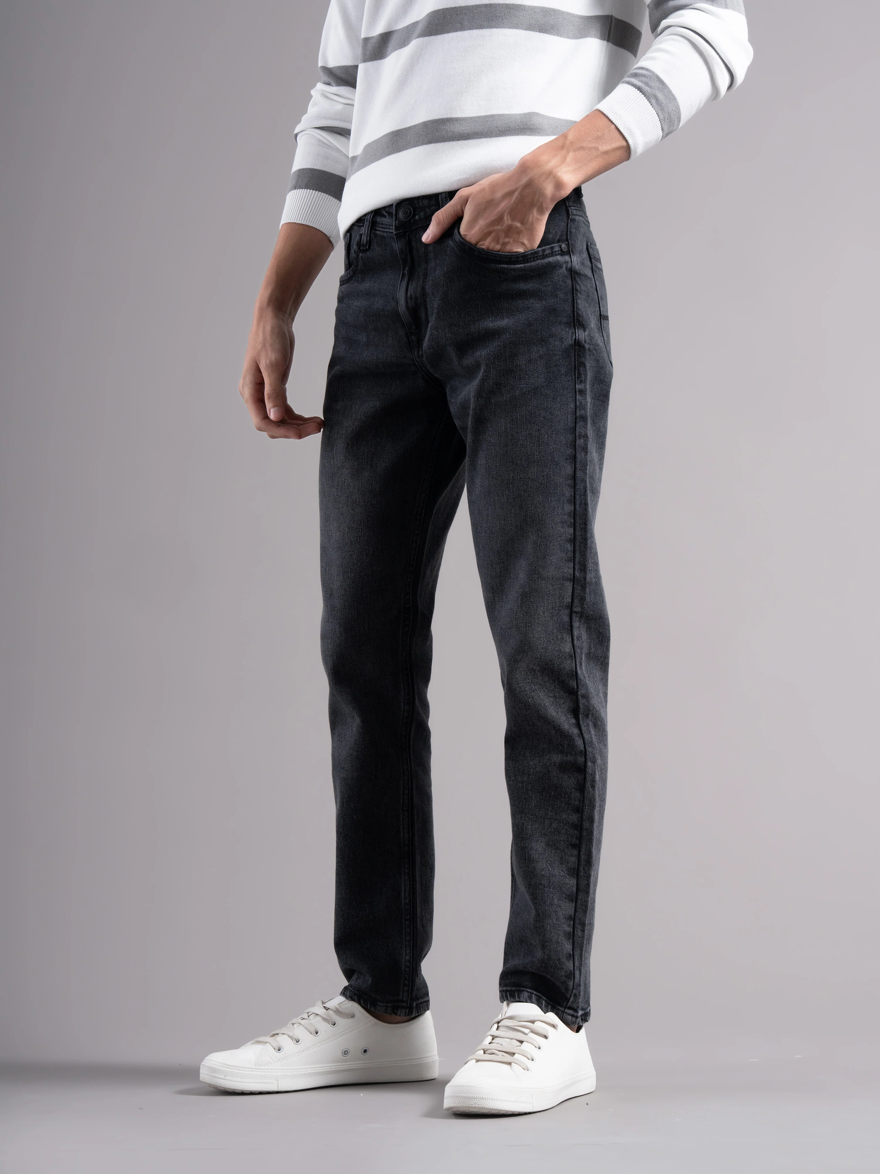 Men Grey Regular Fit Jeans - Image 8