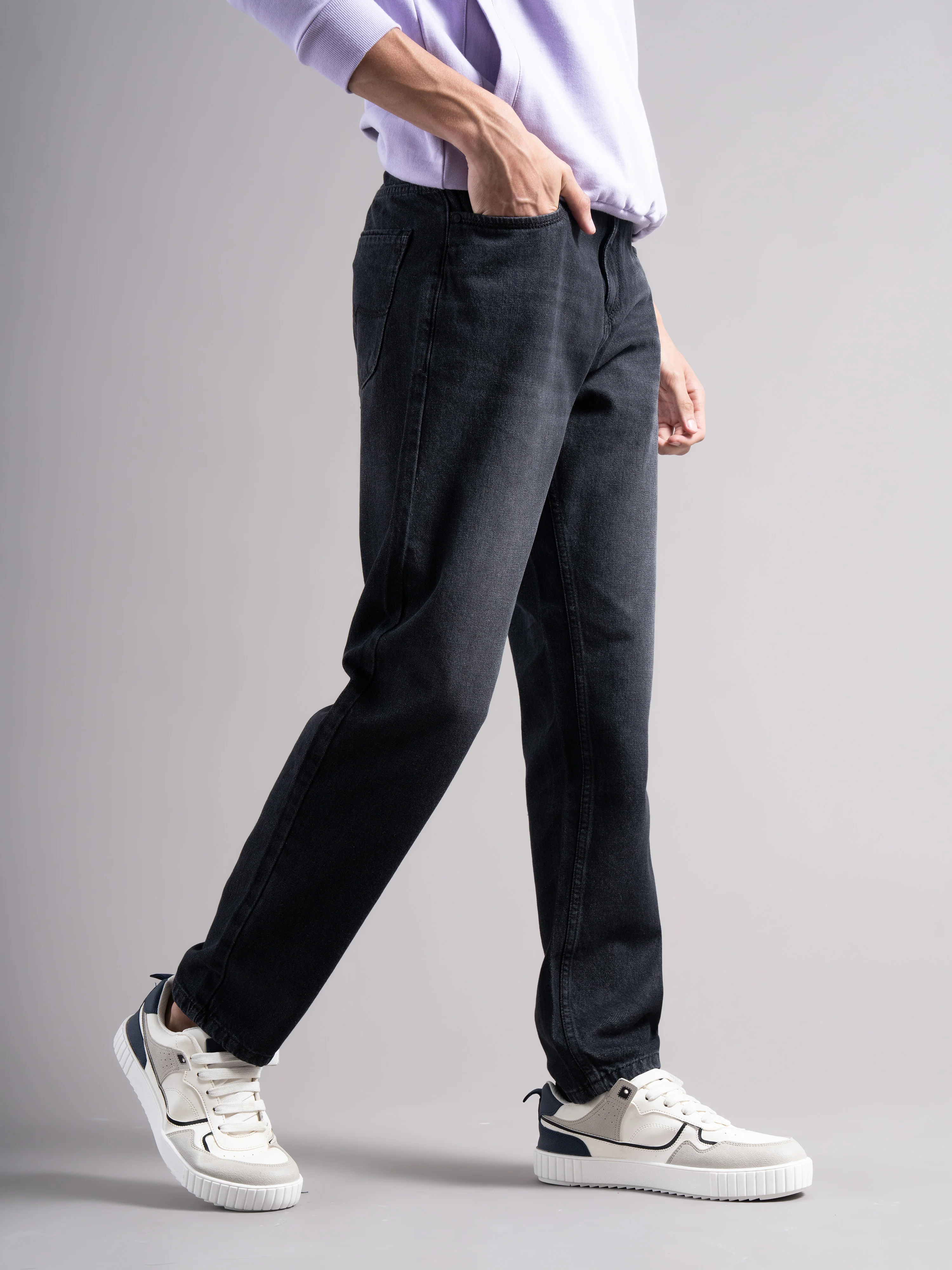 Men Grey Regular Fit Jeans - Image 9