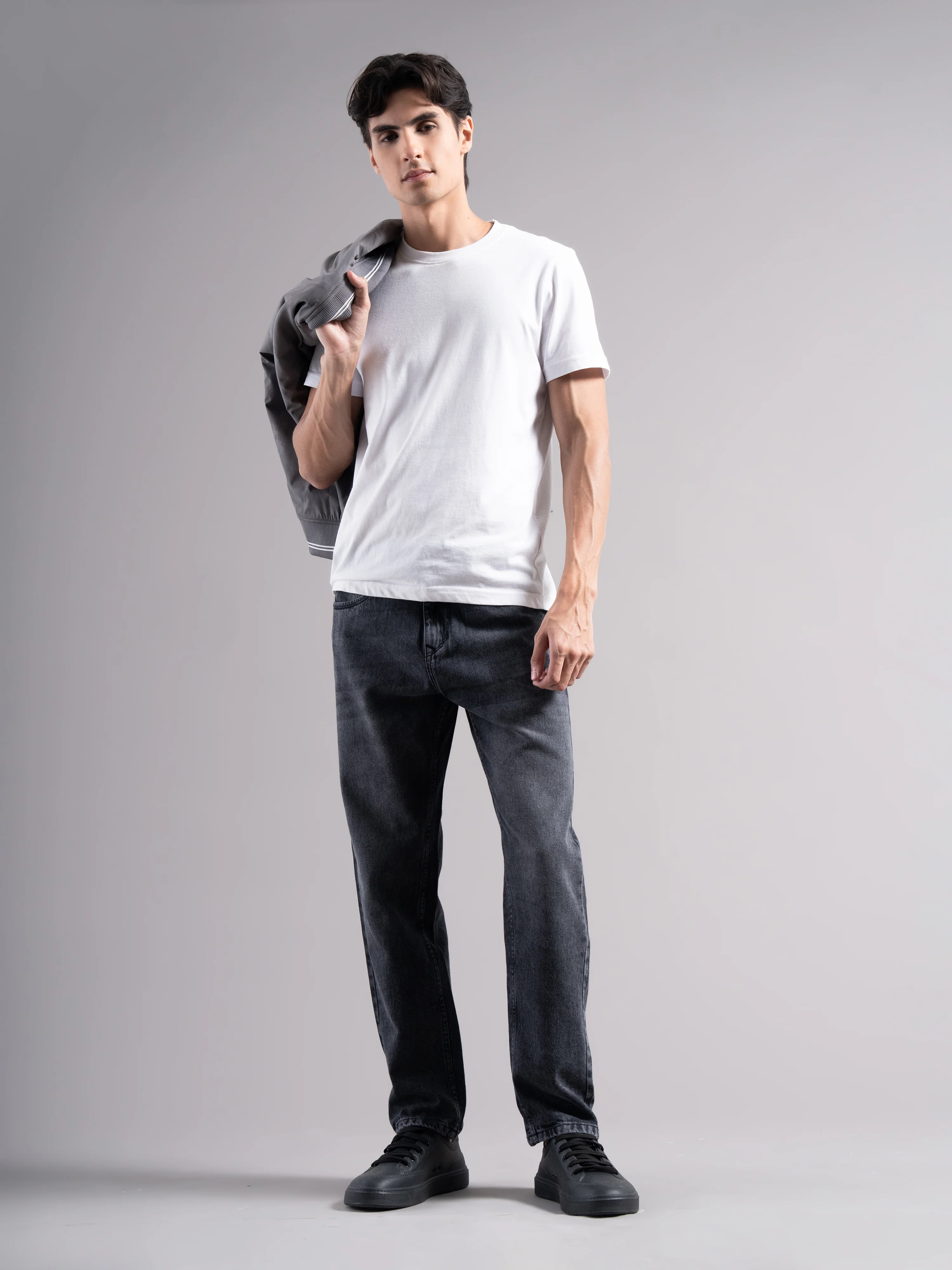 Men Grey Regular Fit Jeans - Image 8