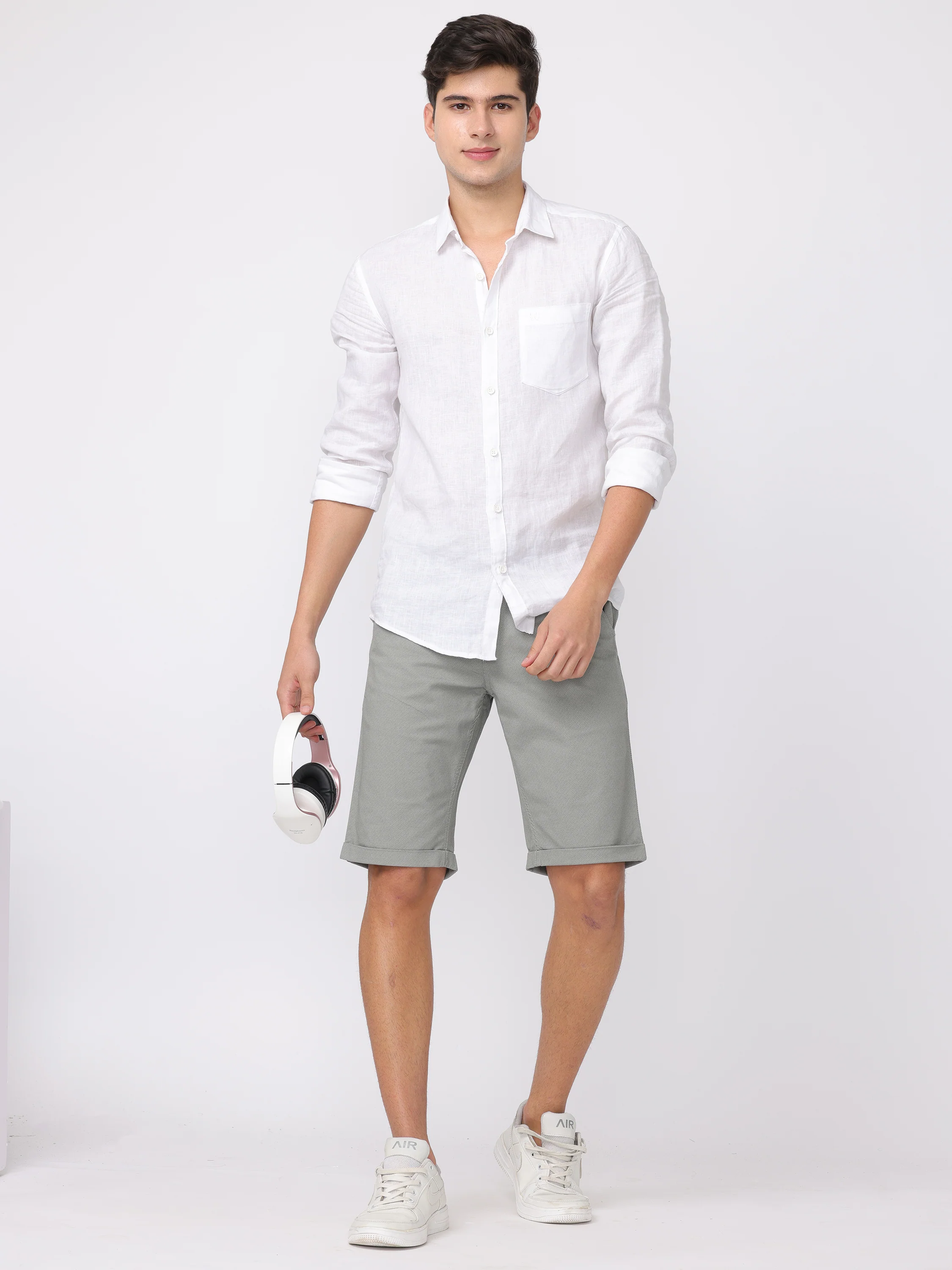 Men Grey Regular Fit Shorts - Image 2
