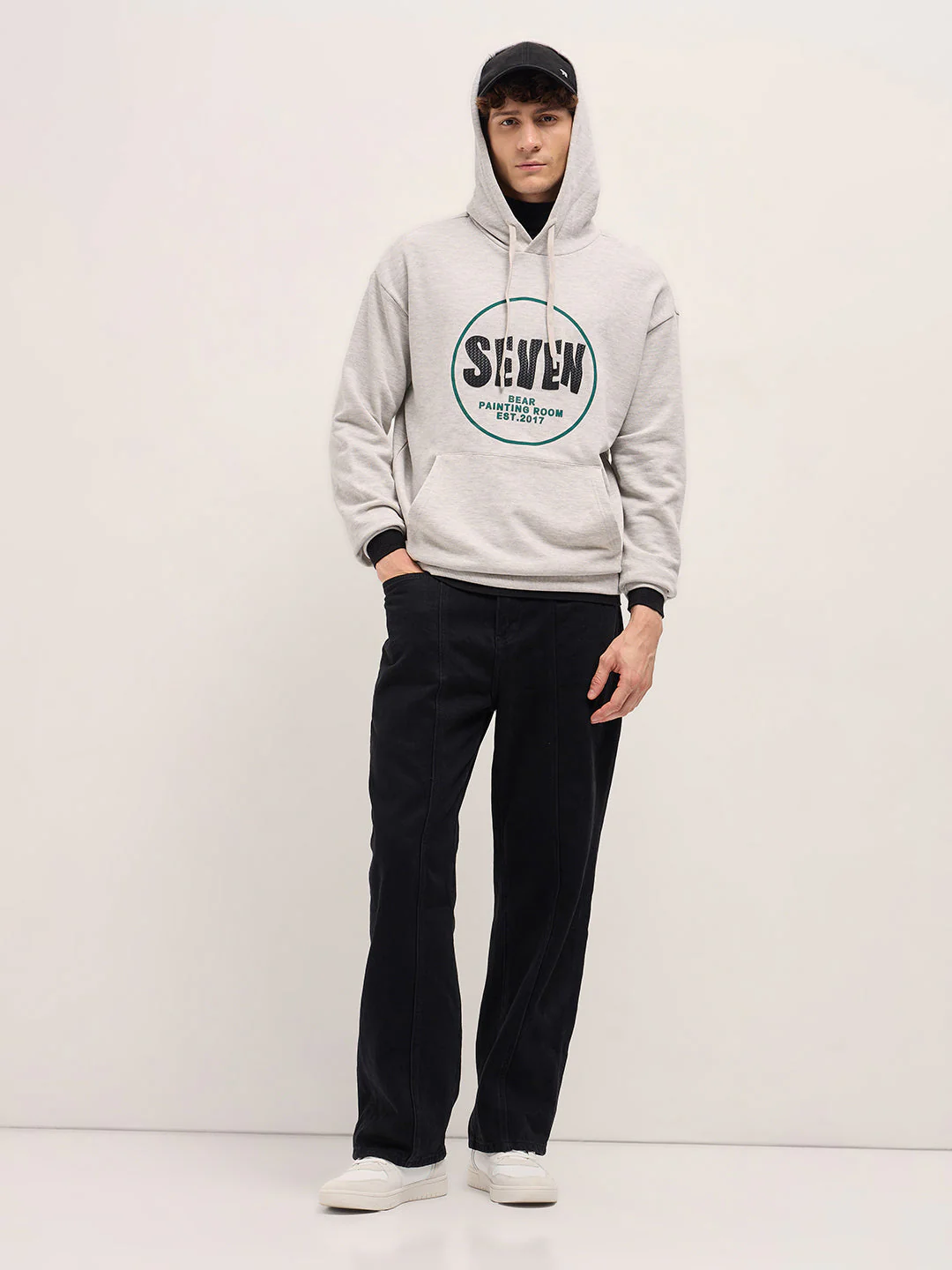 Men Grey Relaxed Fit Hoodie - Image 4