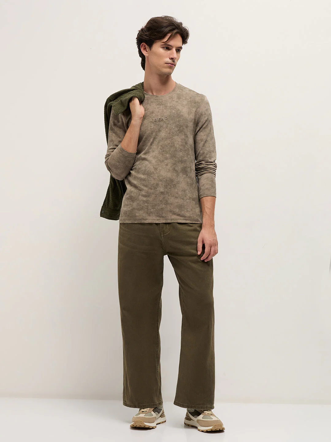 Men Grey Slim Fit Crew Neck T-Shirt - Image 4