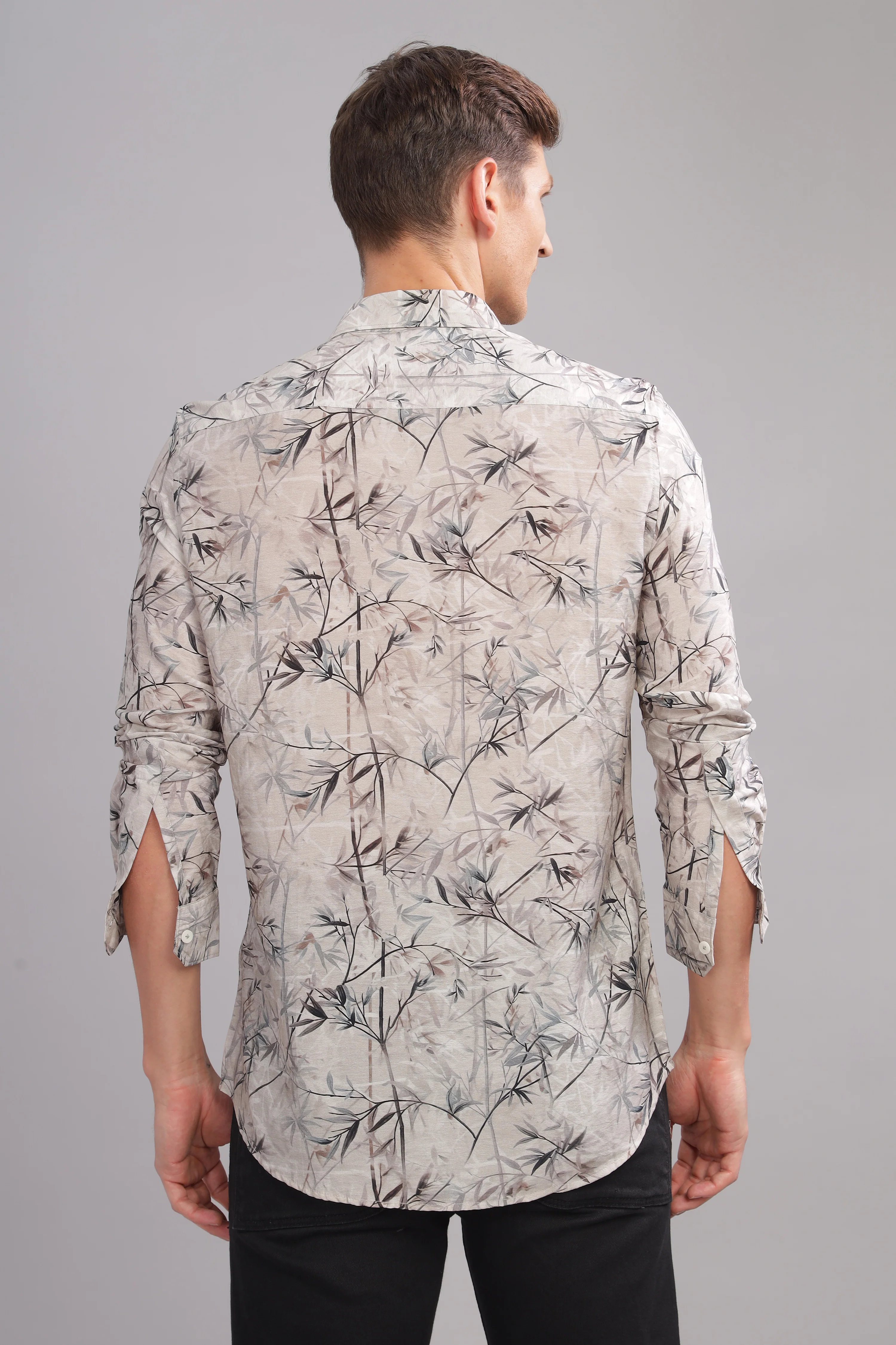 Men Grey Slim Fit Shirt - Image 4