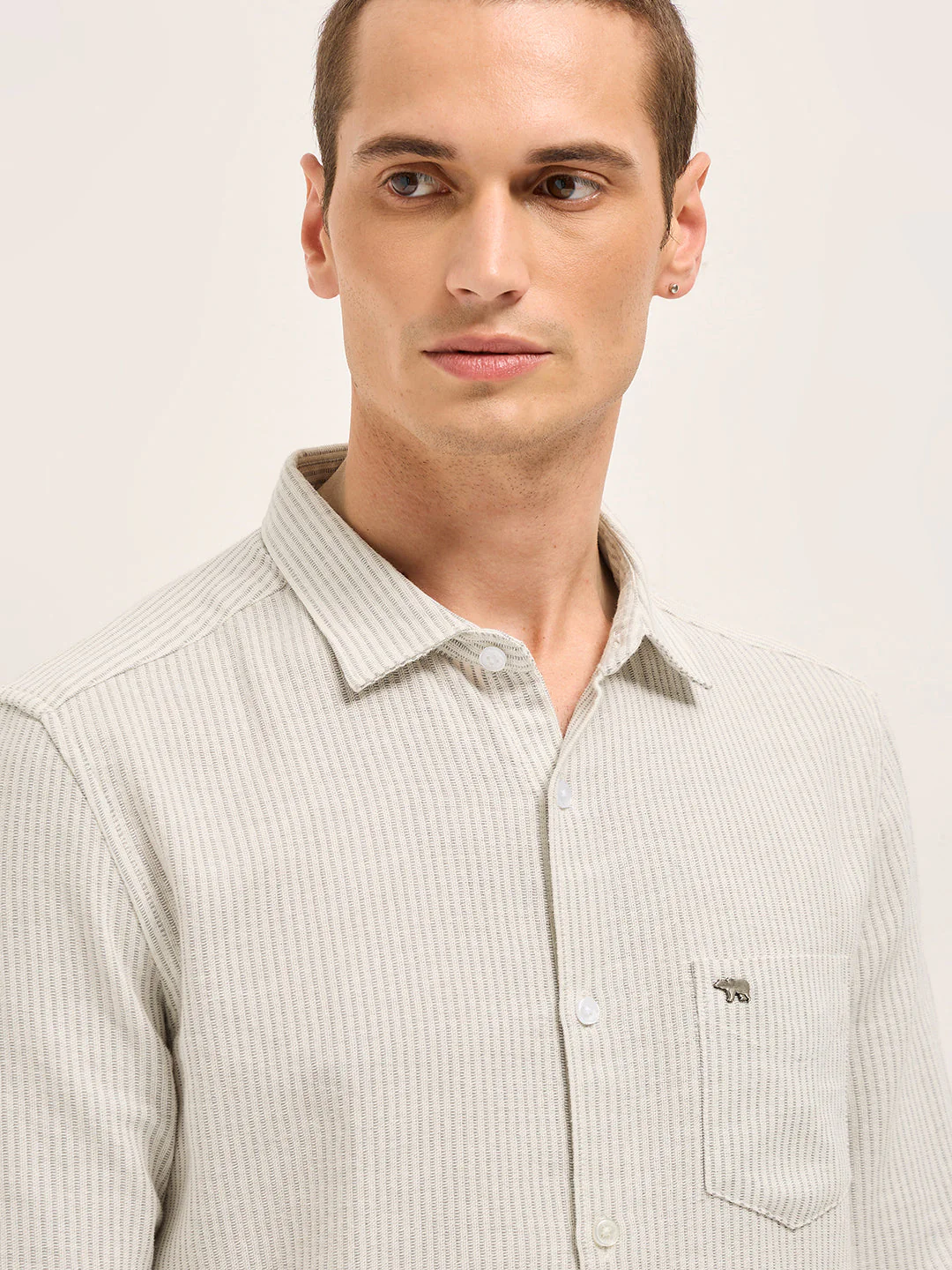 Men Grey Slim Fit Woven Pinstripe Casual Shirt - Image 5