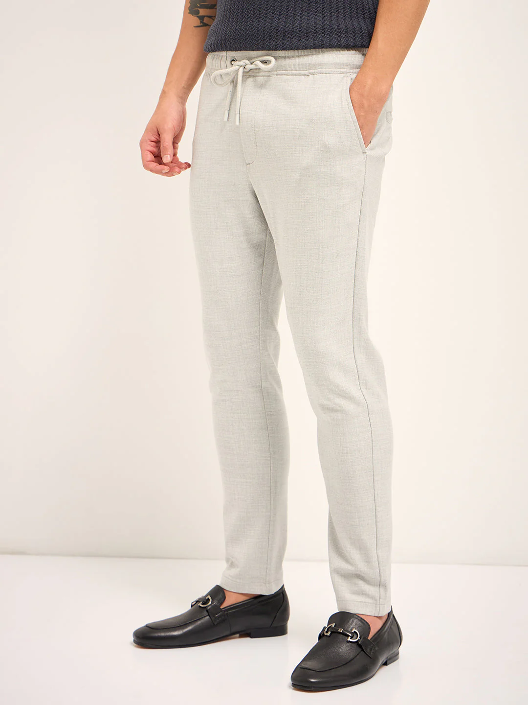 Men Grey Solid 4 Way Stretch Formal Trouser - Image 3