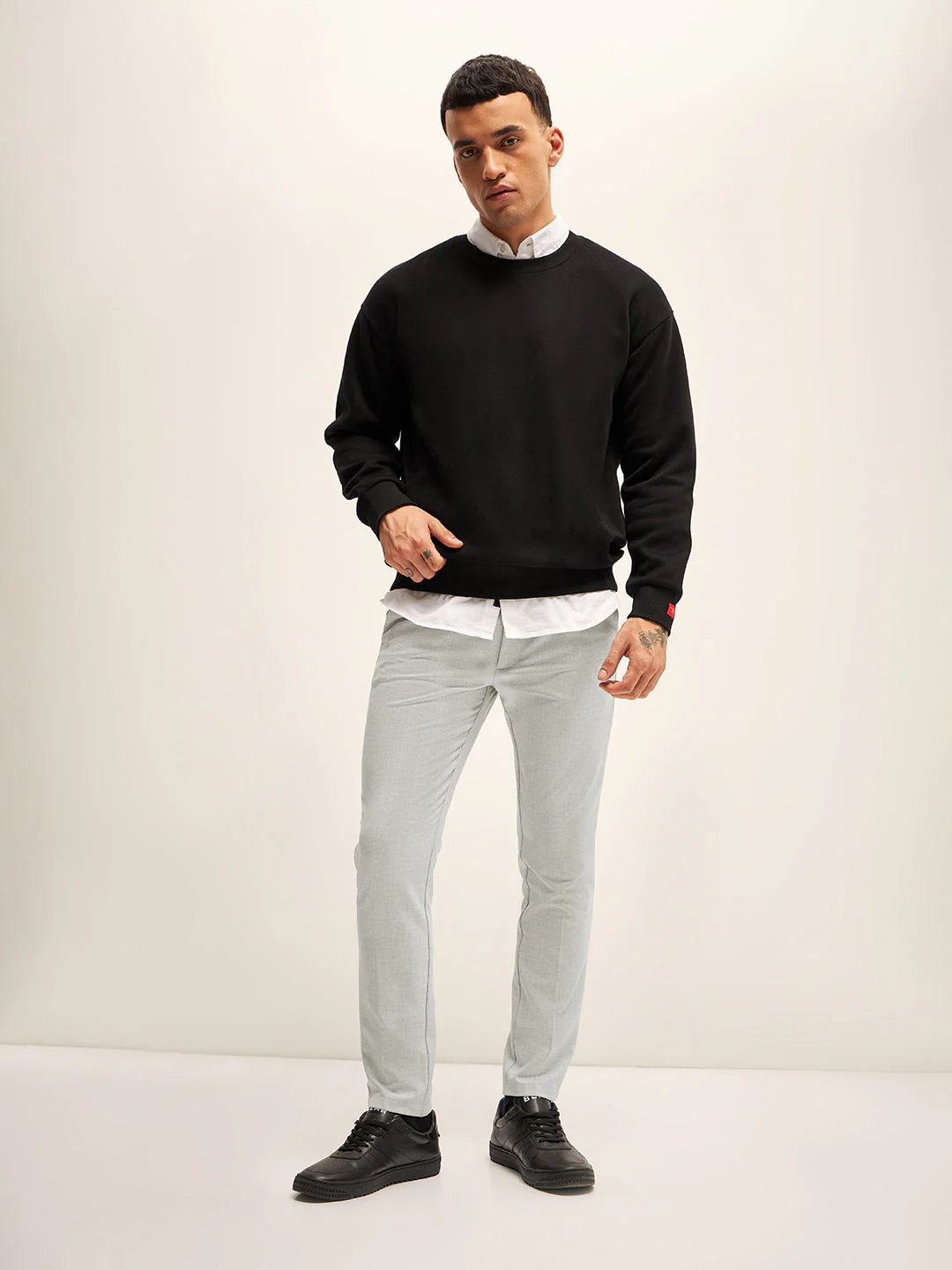 Men Grey Solid 4 Way Stretch Formal Trouser - Image 4