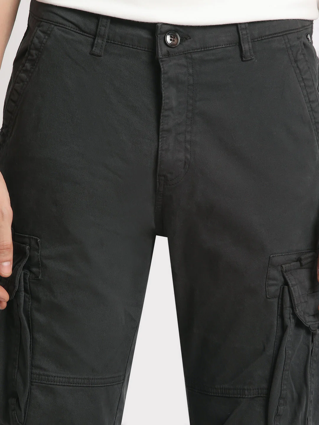Men Grey Solid Regular Fit Cargo Pants - Image 5