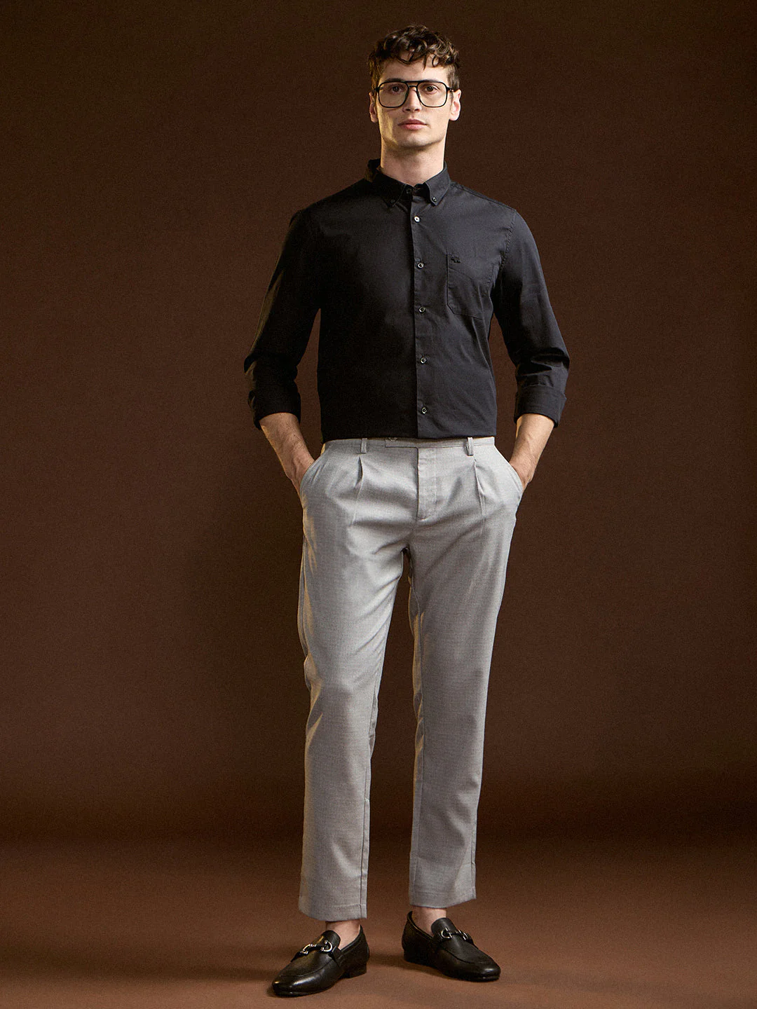 Men Grey Solid Regular Fit Formal Trouser - Image 4