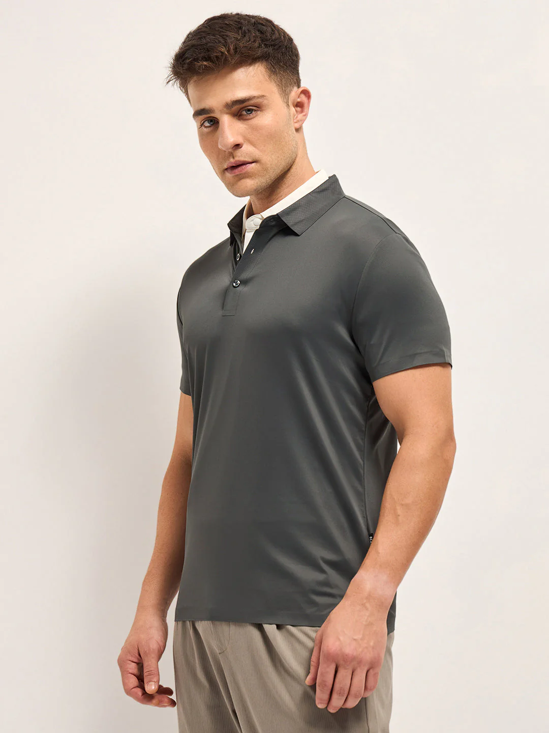 Men Grey Solid Regular Fit Polo T-shirt - Image 3