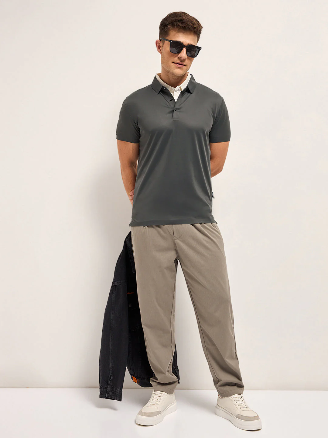 Men Grey Solid Regular Fit Polo T-shirt - Image 4