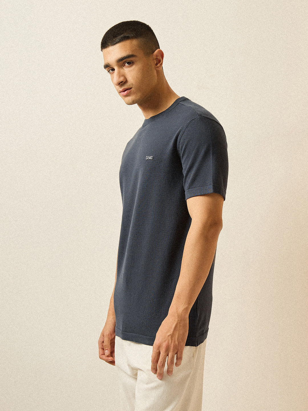 Men Grey Solid Regular Fit Ribbed Crew Neck T-shirt - Image 3