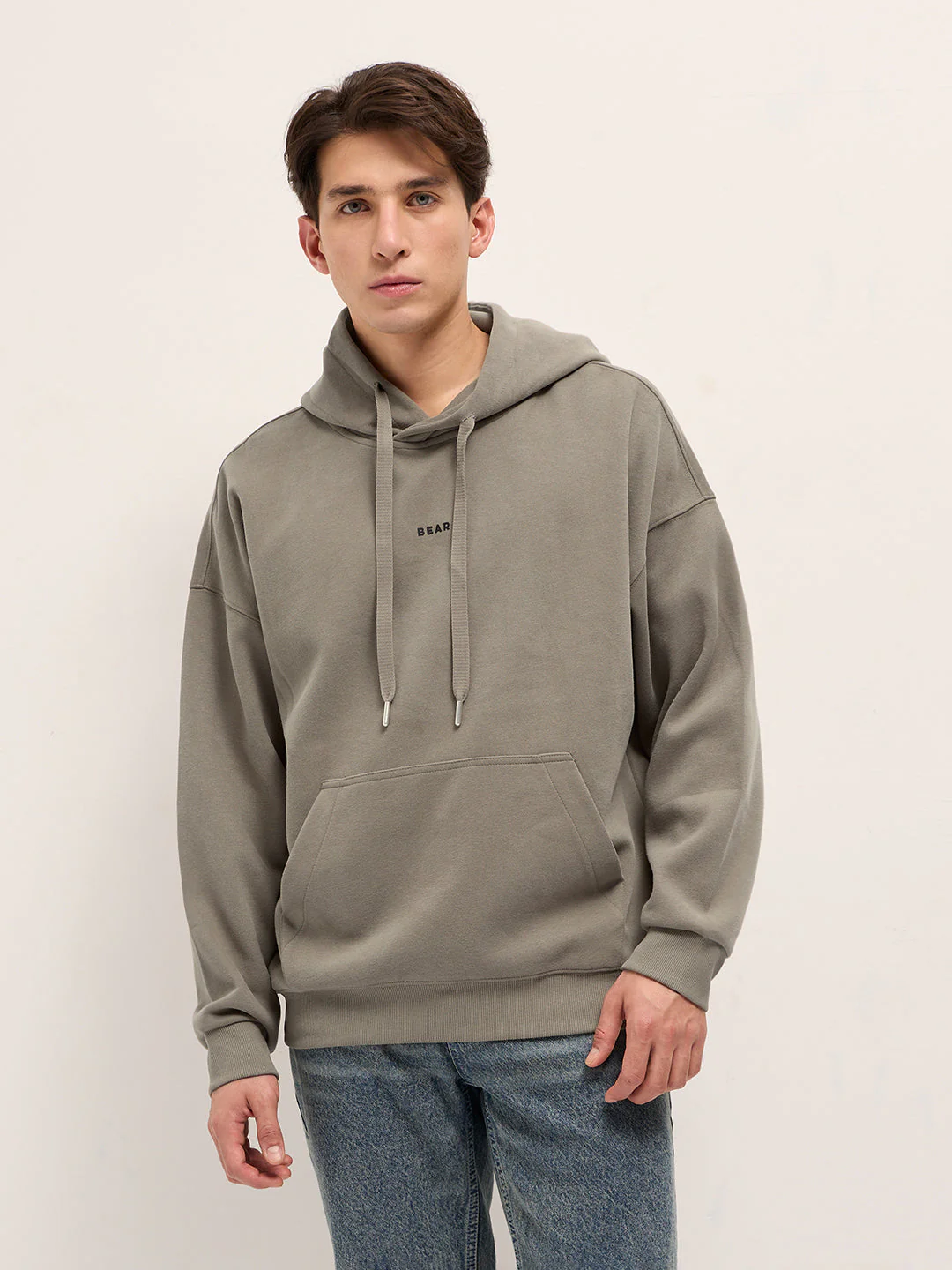 Men Grey Solid Relax Fit Hoodie - Image 5