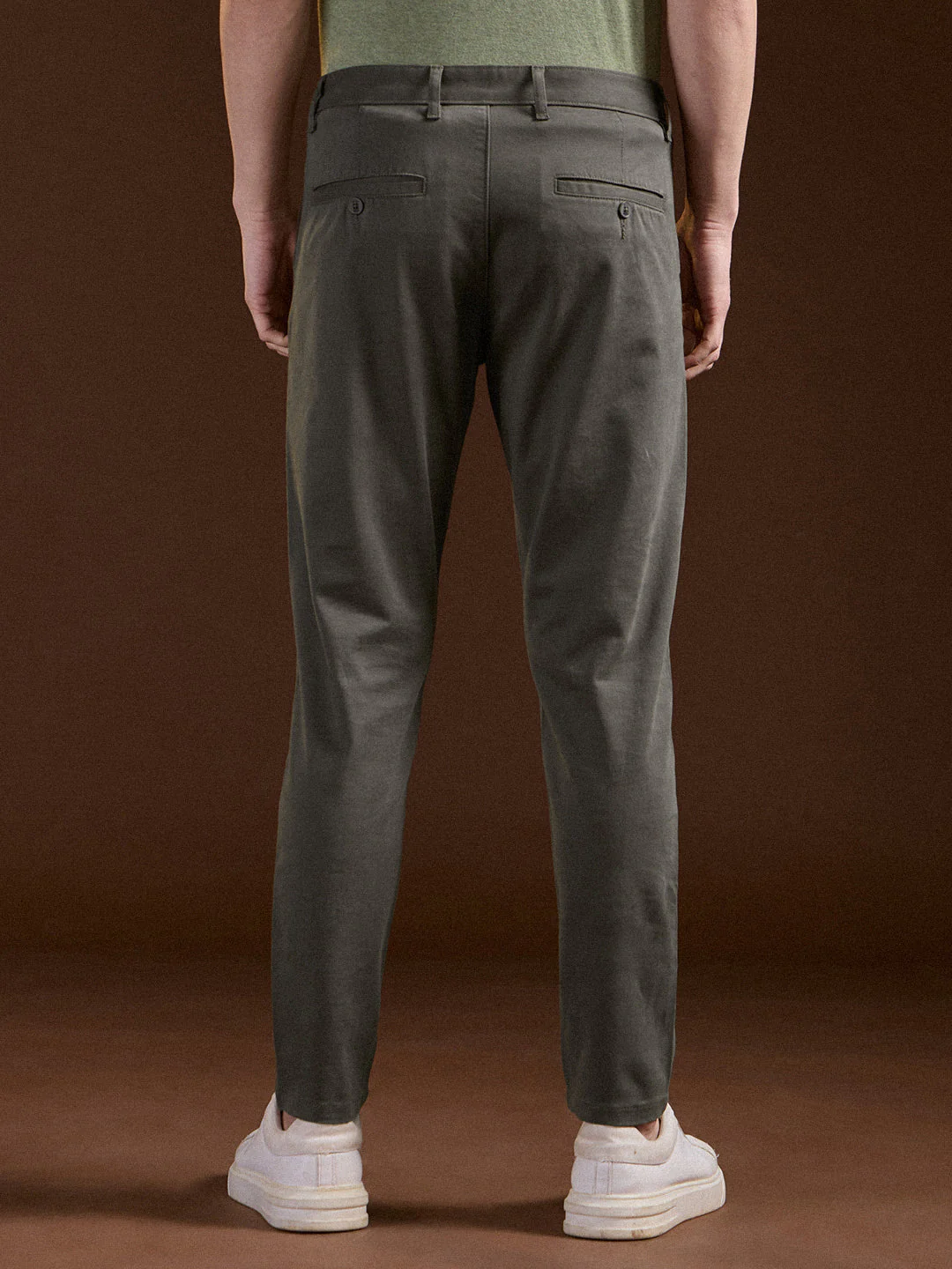 Men Grey Solid Slim Fit Casual Chino Trouser - Image 2