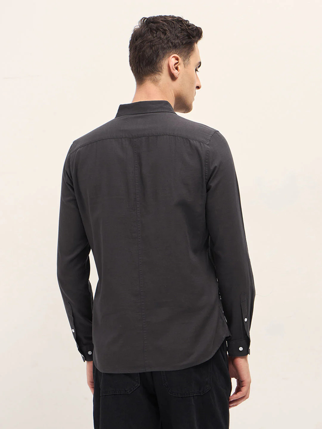Men Grey Solid Slim Fit Casual Shirt - Image 2