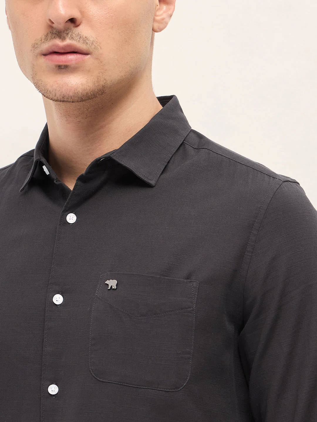 Men Grey Solid Slim Fit Casual Shirt - Image 5