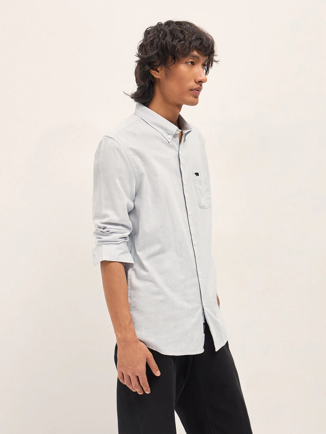 Men Grey Solid Slim Fit Casual Shirt - Image 3