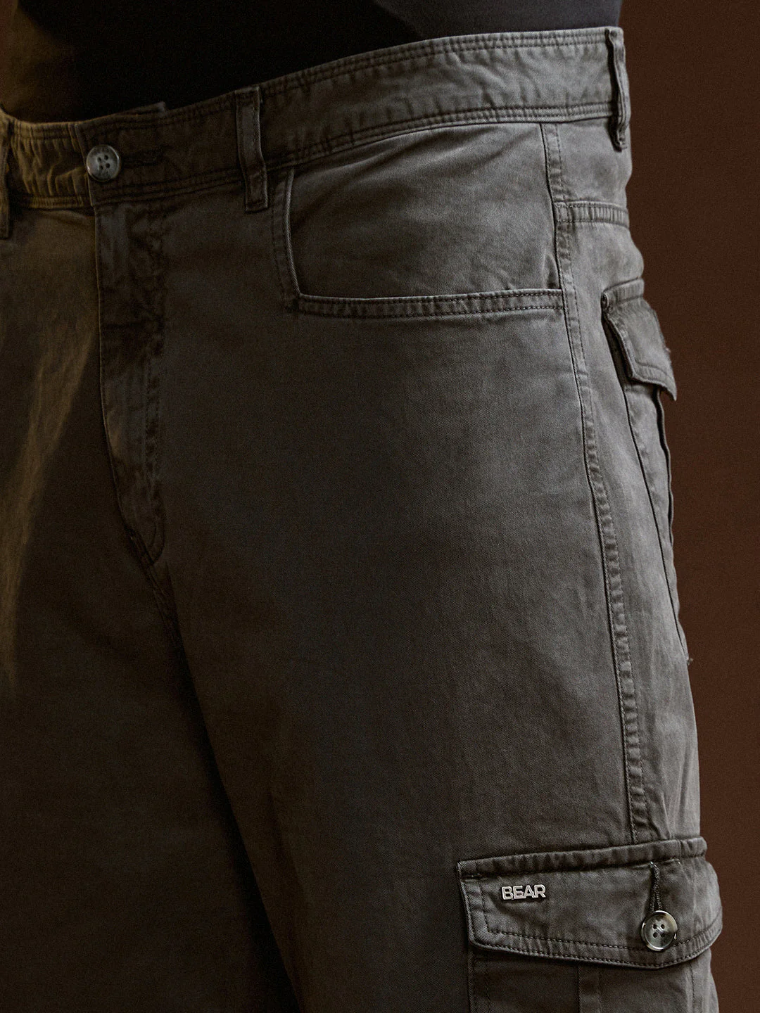 Men Grey Solid Straight Fit Functional & Stylish Cargo Pant - Image 6