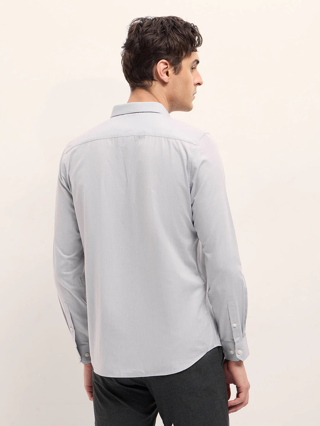 Men Grey Solid Tailored Fit Polyester Blend Formal Shirt - Image 2