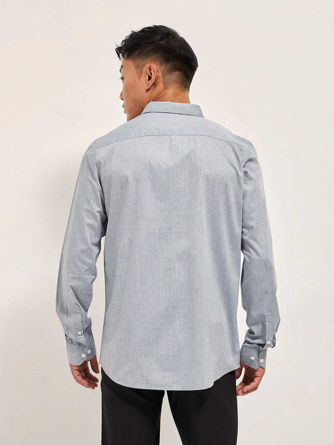 Men Grey Solid Tailored Fit Polyester Blend Formal Shirt - Image 2