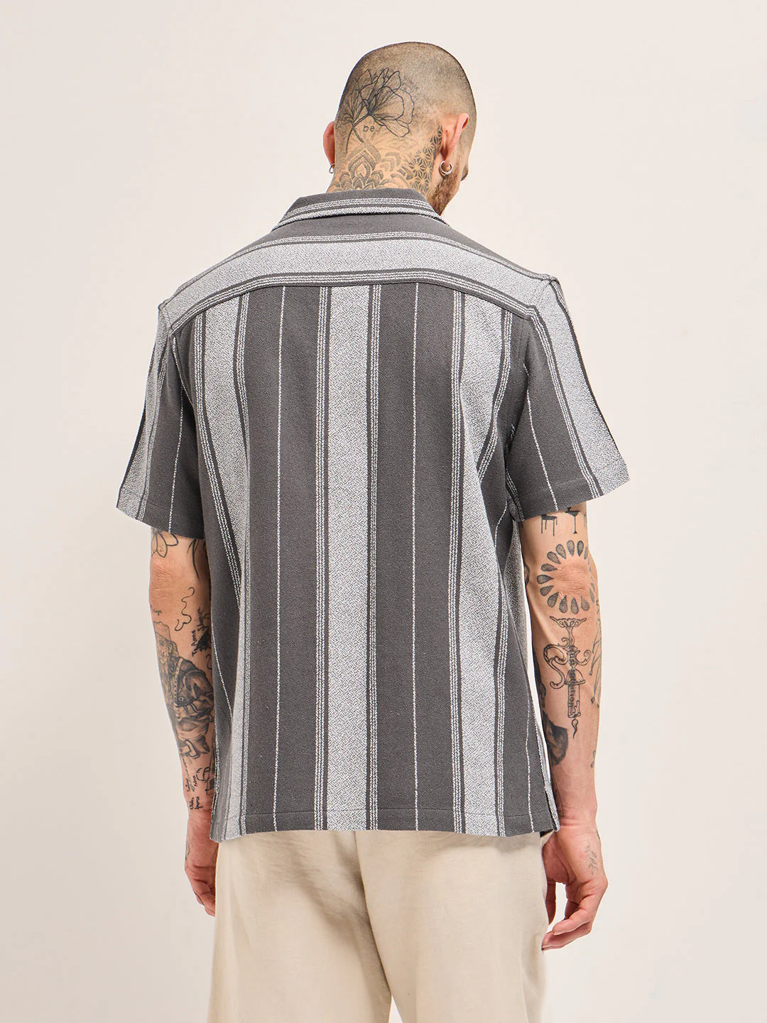 Men Grey Striped Regular Fit Casual Shirt - Image 2