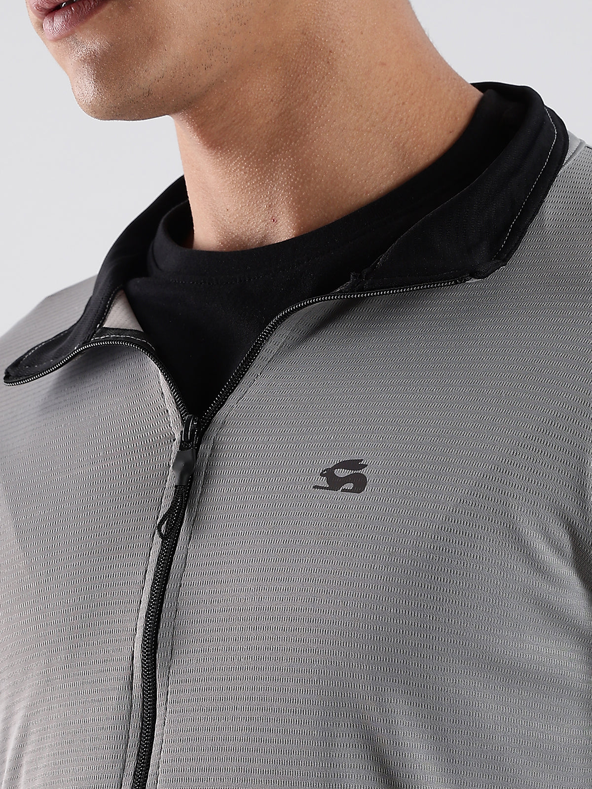 Men Grey Sunscreen Jacket With UV Protection And Zipper - Image 2