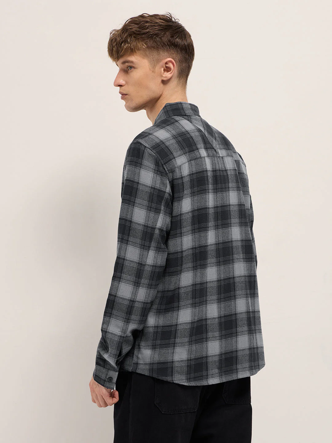 Men Grey Tartan Checked Flannel Shacket - Image 2