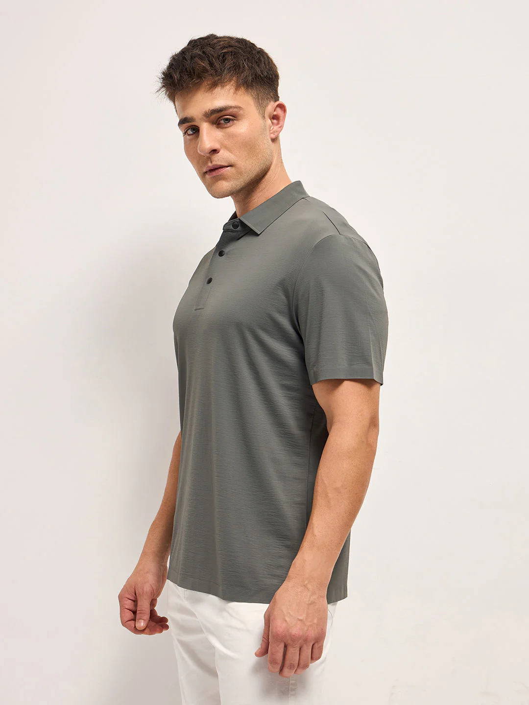 Men Grey Texture Slim Fit Polo T-shirt - Image 3