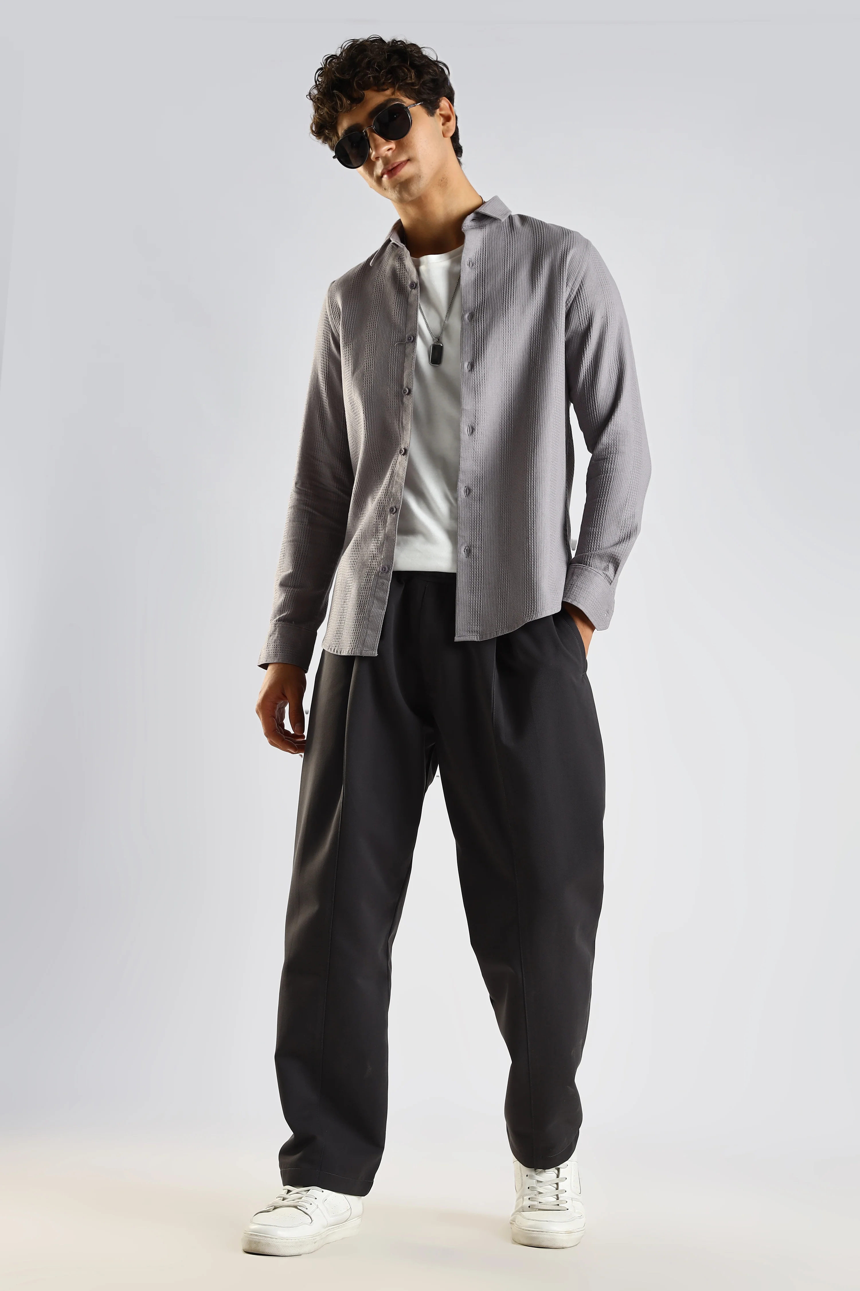 Men Grey Textured Cotton Shirt - Image 4