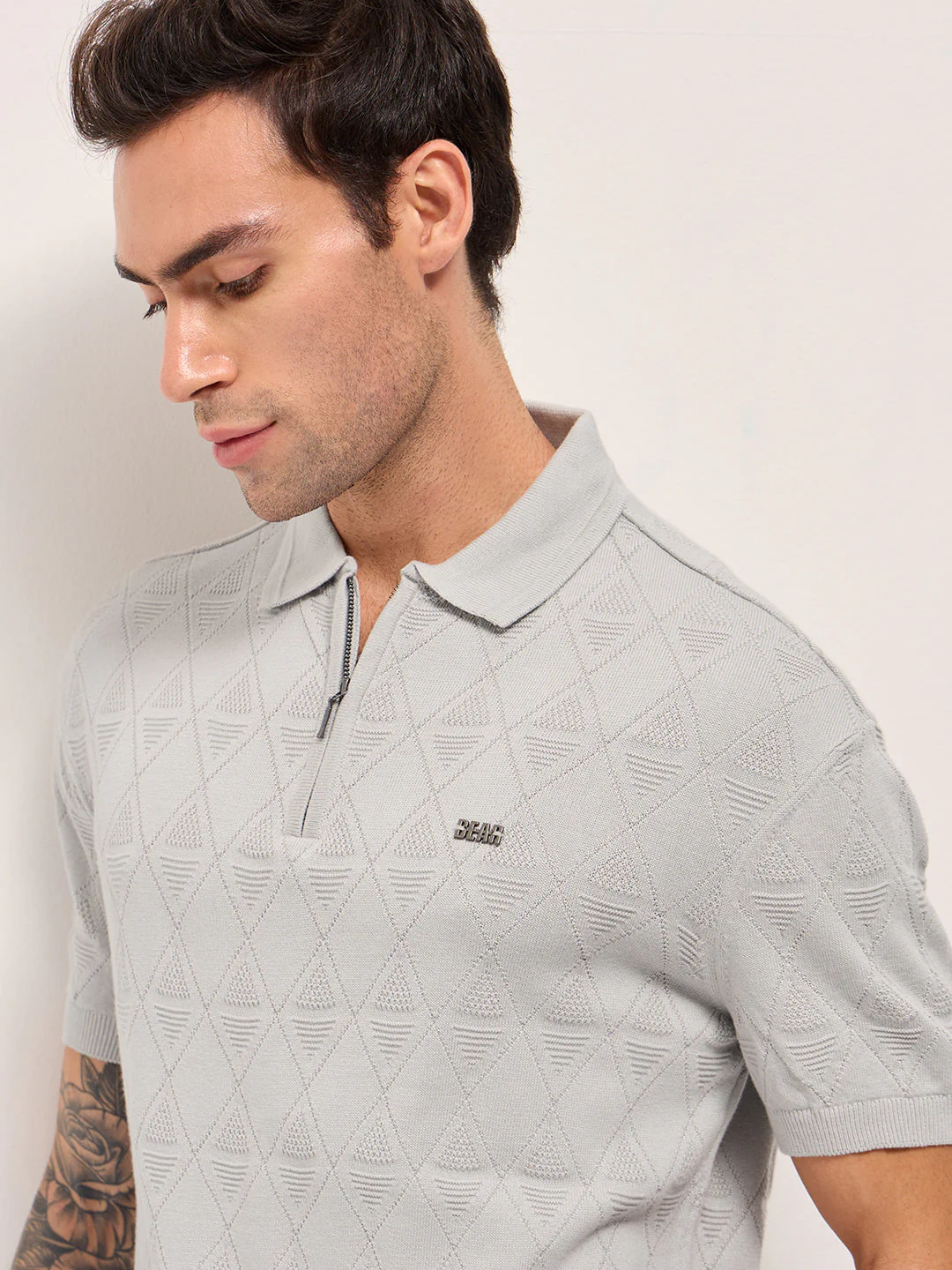 Men Grey Textured Knit Design Regular Fit Polo - Image 5