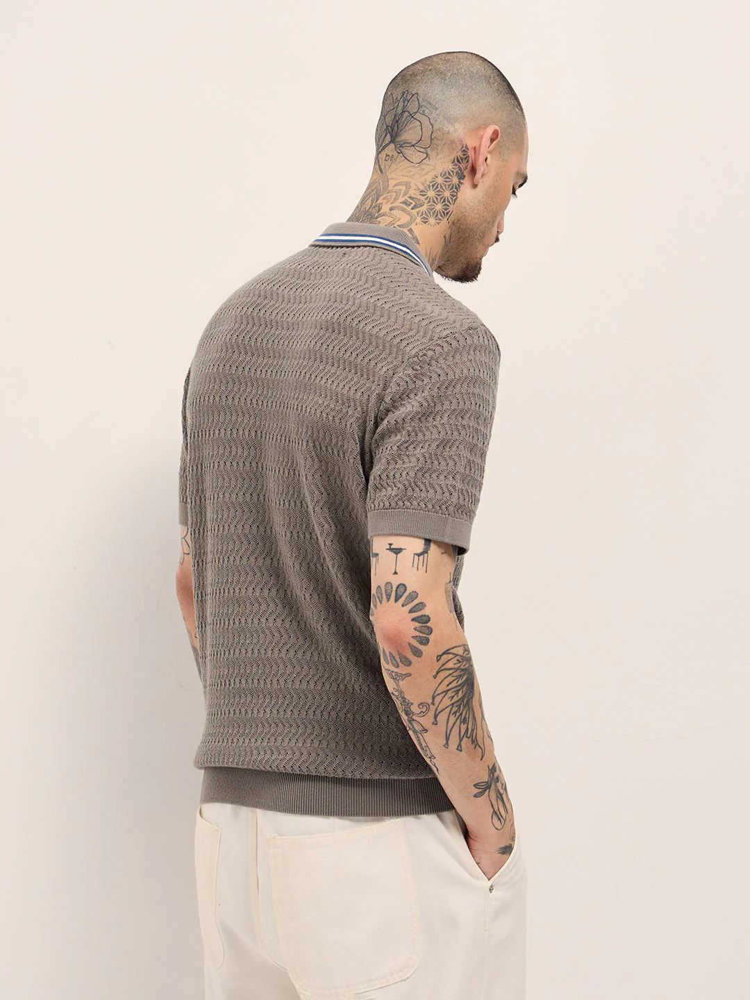 Men Grey Textured Knit Design Regular Fit Polo - Image 2