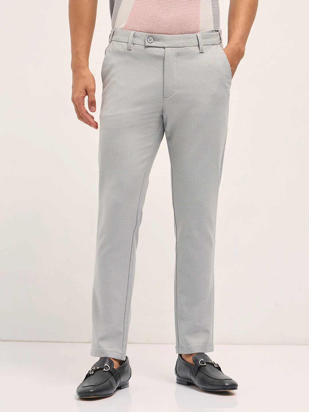 Men Grey Textured Polyester Blend Slim Fit Formal Trousers - Image 7