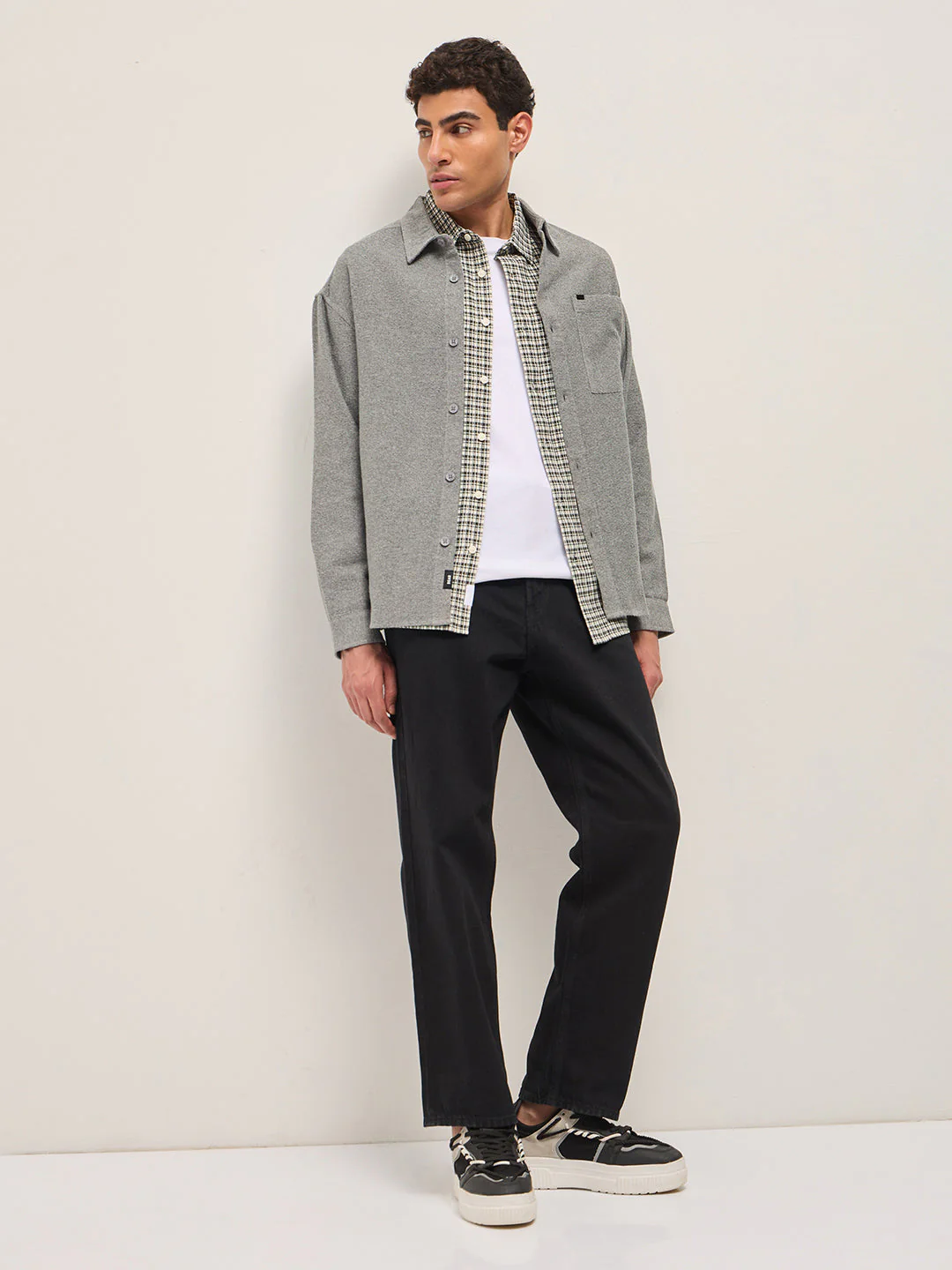 Men Grey Textured Relax Fit Overshirt - Image 4