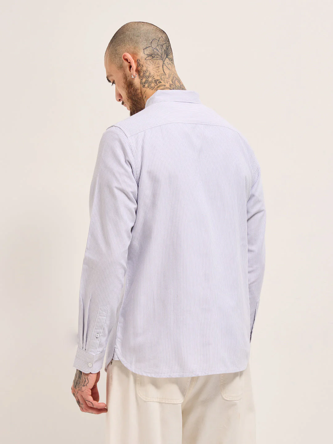 Men Grey Vertical Pin Stripes Slim Fit Casual Shirt - Image 2